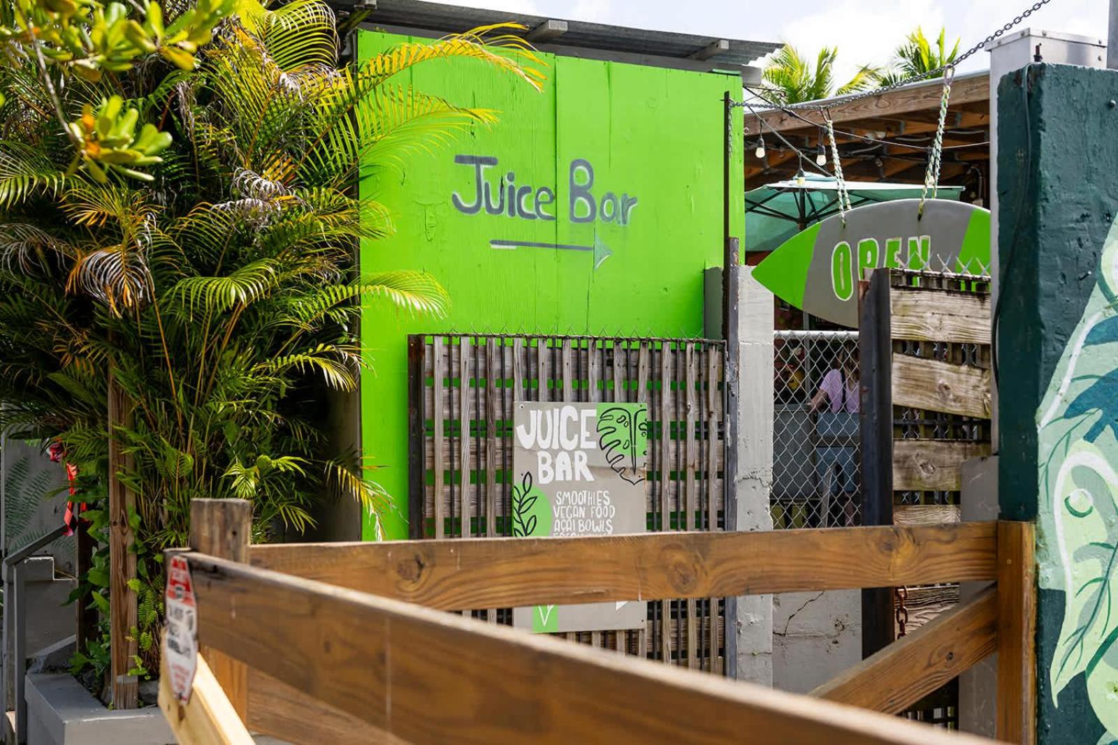 Blü Zen, Ideal Couple’s Stay in Mameyes Rio Grande