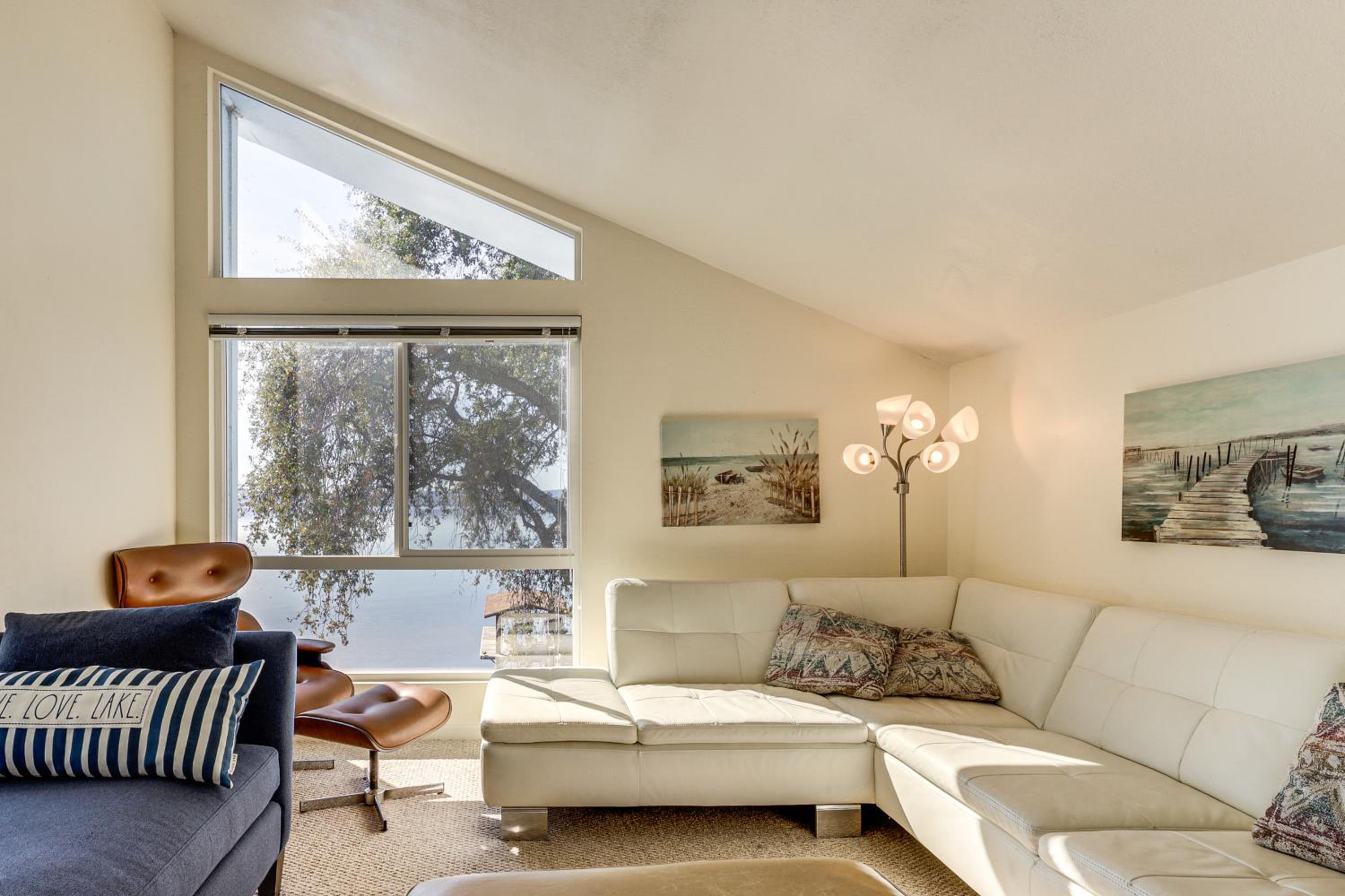 Panoramic Views! Home with Boat Slip on Clear Lake