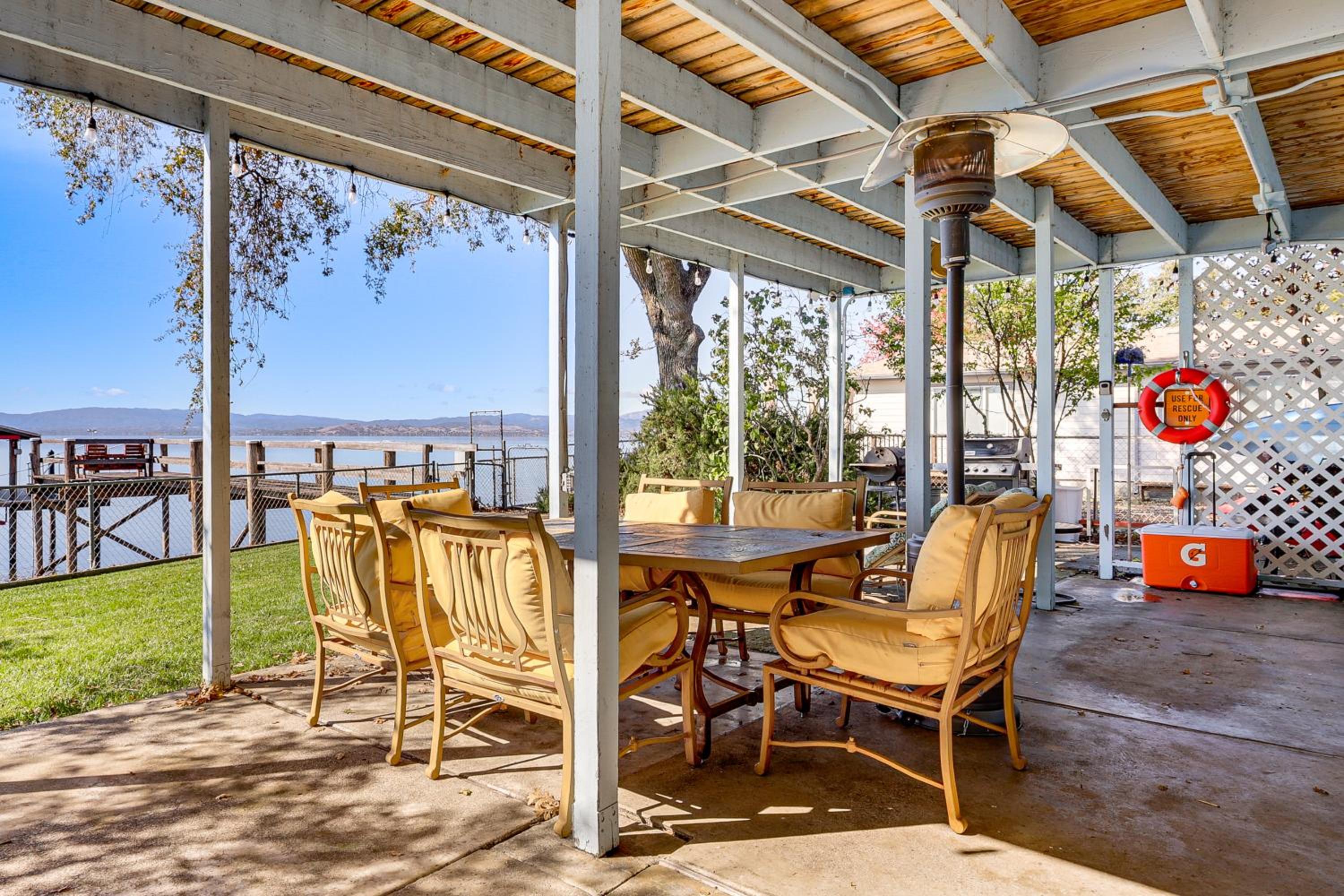 Panoramic Views! Home with Boat Slip on Clear Lake