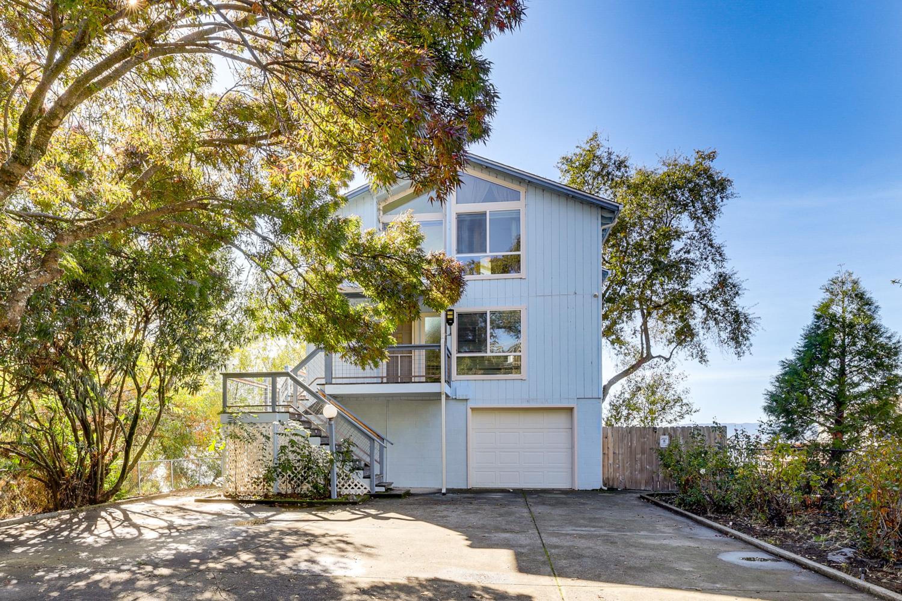 Panoramic Views! Home with Boat Slip on Clear Lake