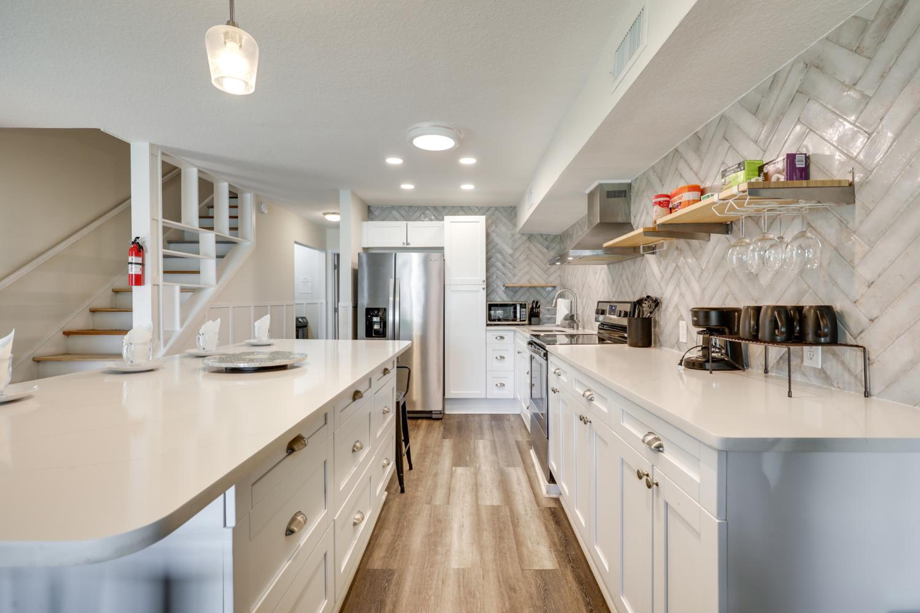 Stylish and Walkable! Pet-Friendly St Augustine Gem!