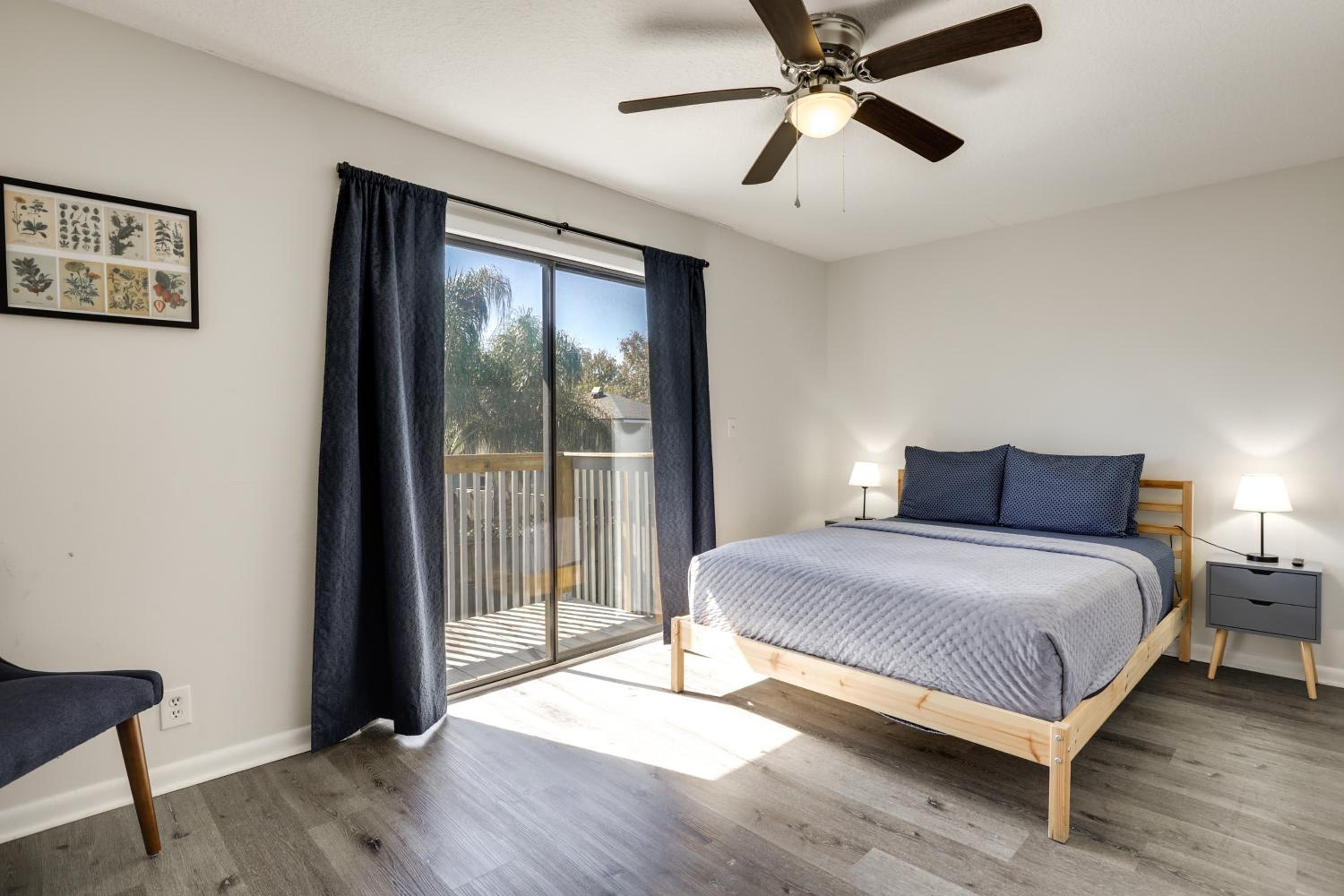 Stylish and Walkable! Pet-Friendly St Augustine Gem!