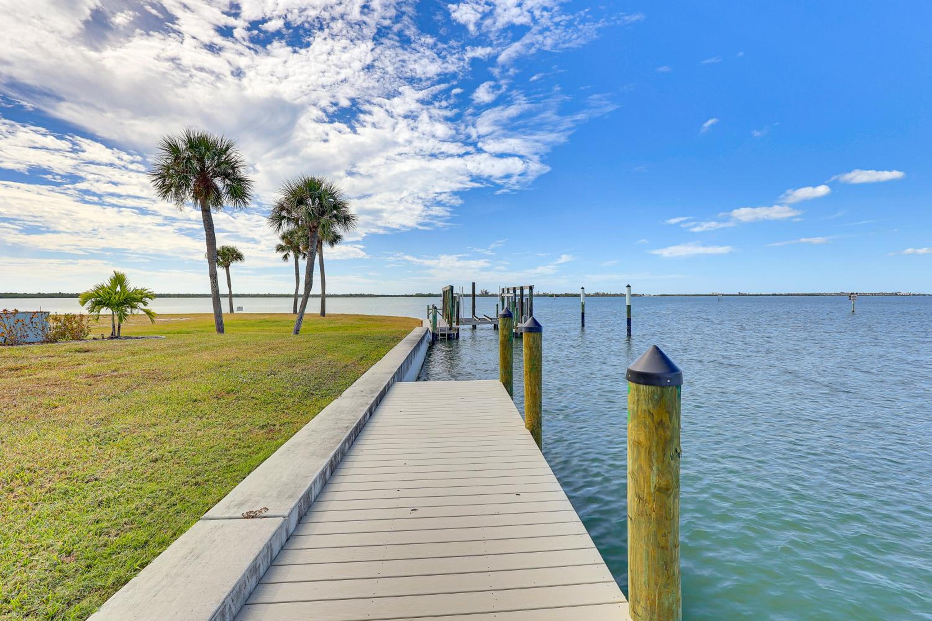 Canal-Front Gem with Dock! 4 Mi to Englewood Beach