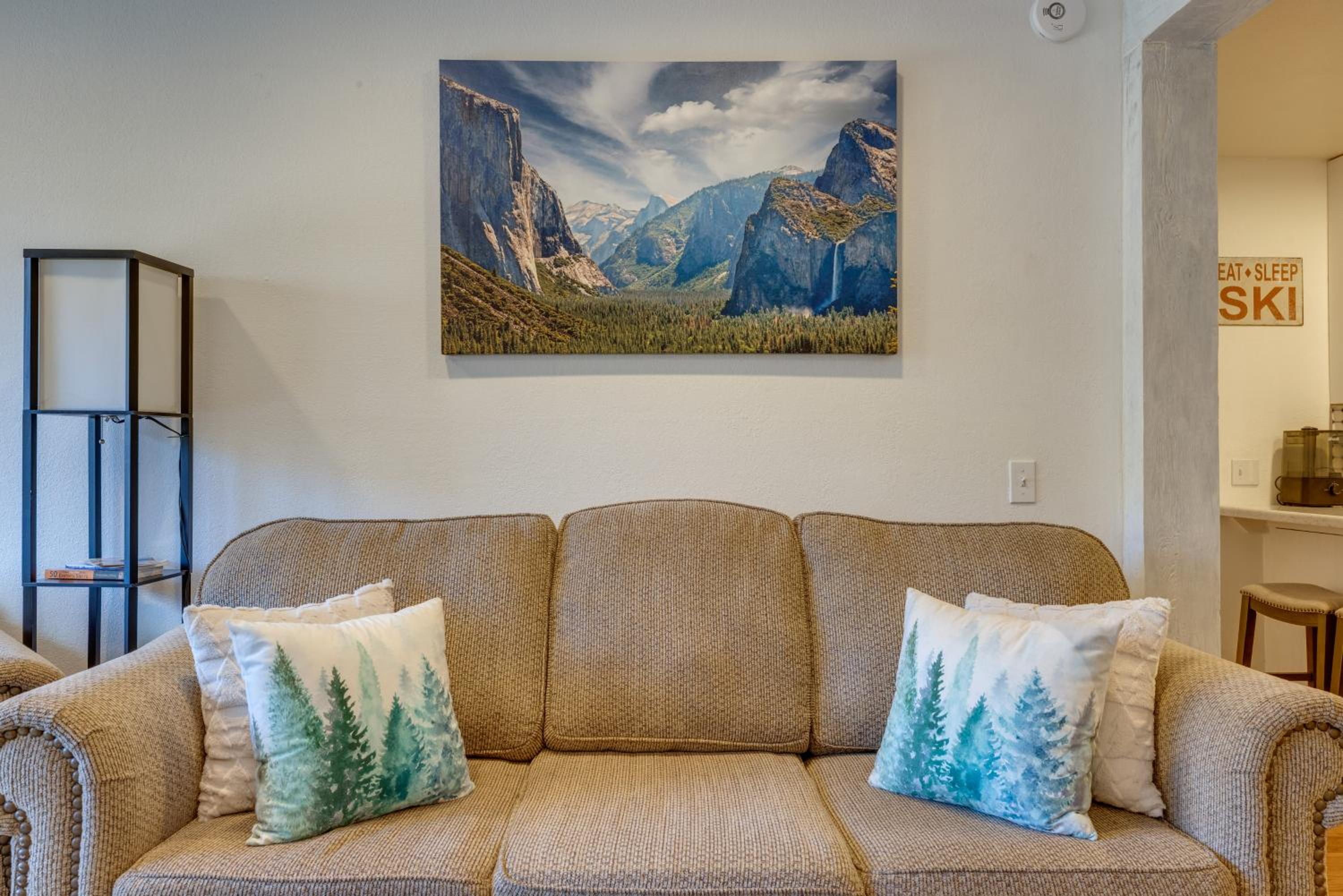 Mammoth Mtn Ski-InandOut Condo with Hot Tub Access!