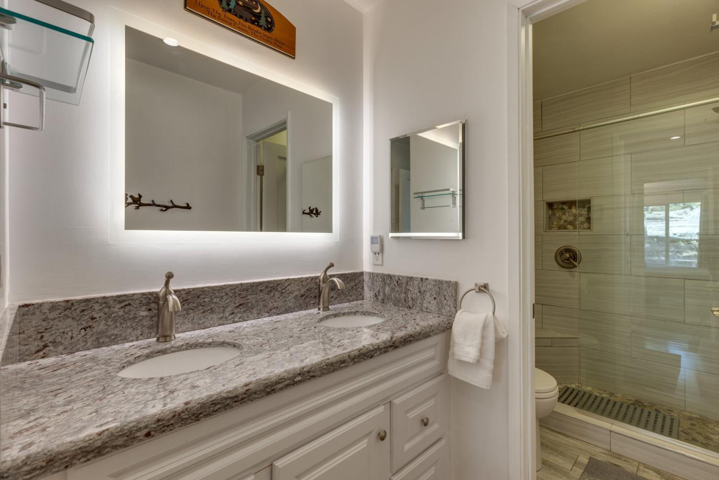 Mammoth Mtn Ski-InandOut Condo with Hot Tub Access!