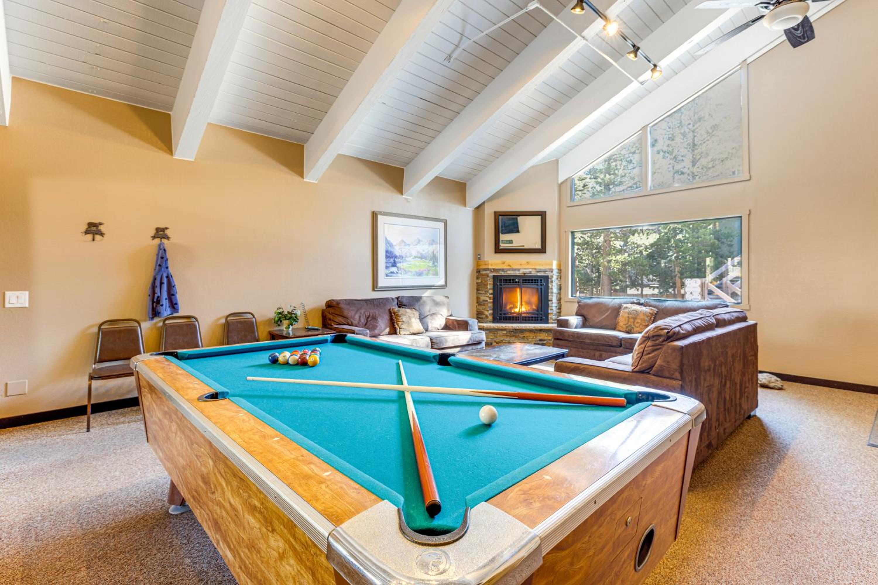 Mammoth Mtn Ski-InandOut Condo with Hot Tub Access!