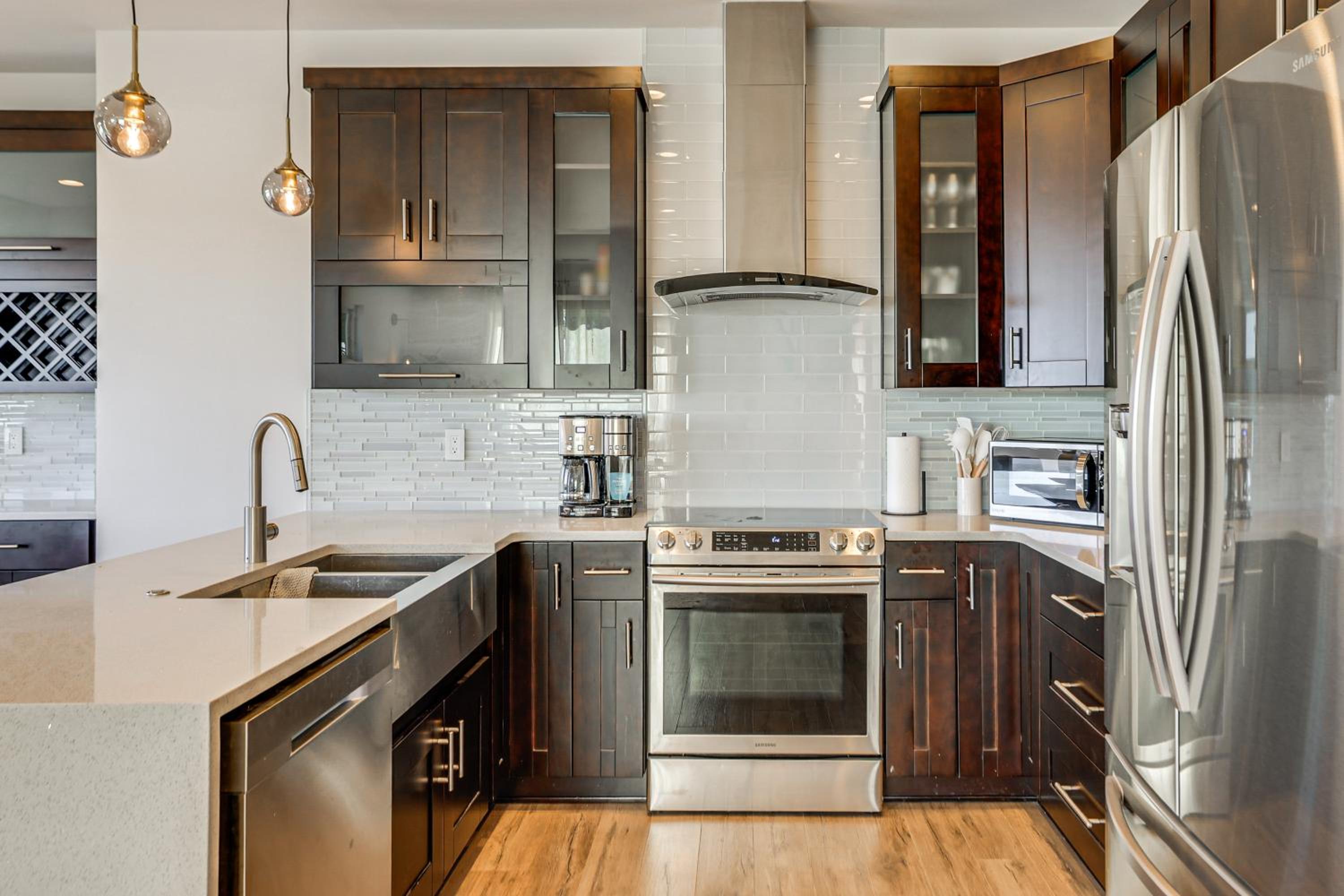 4 Mi to Dtwn Greenville Group-Ready Home with Yard