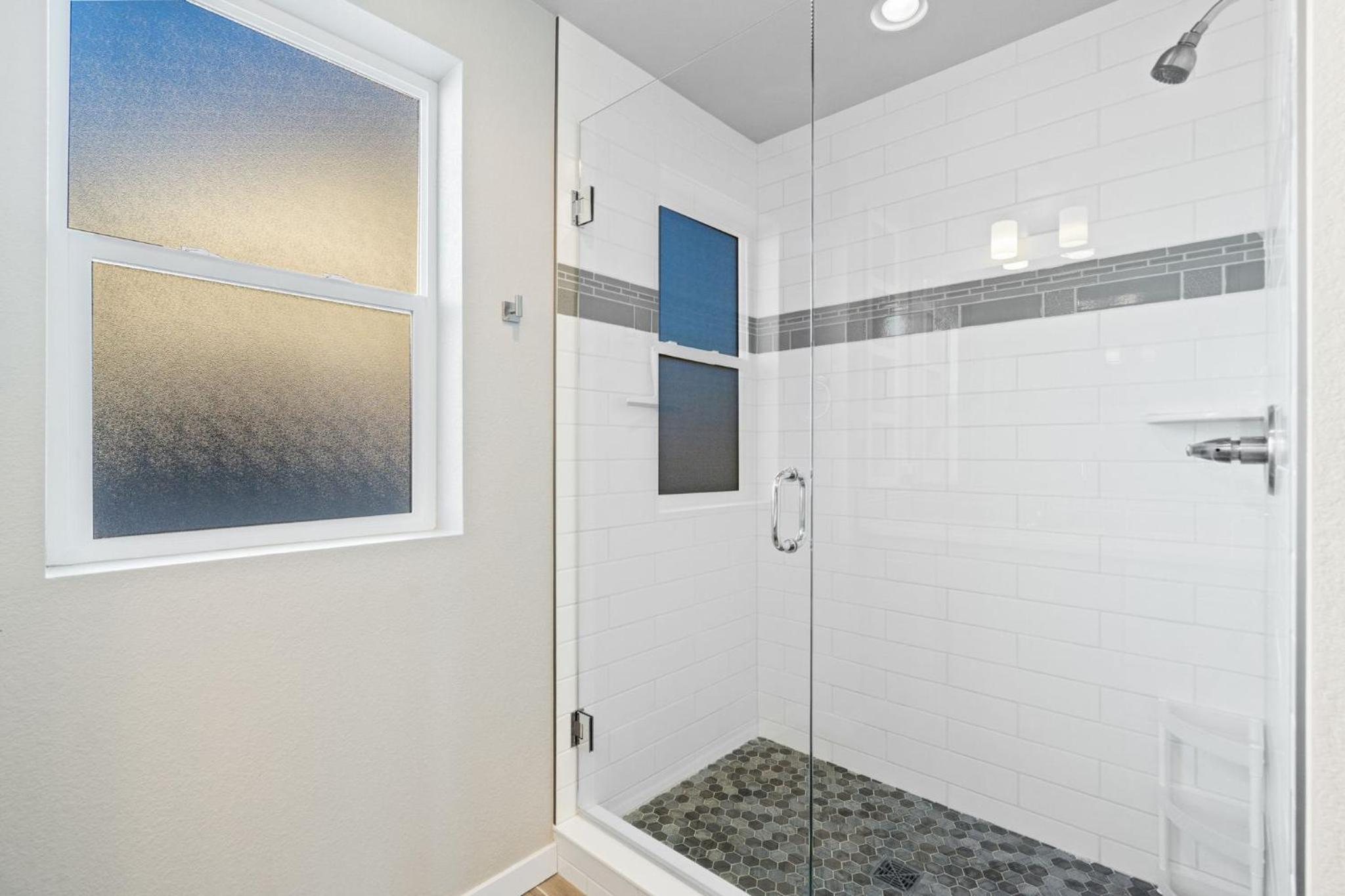 Comet Haus Modern 3BR with Office and King Beds
