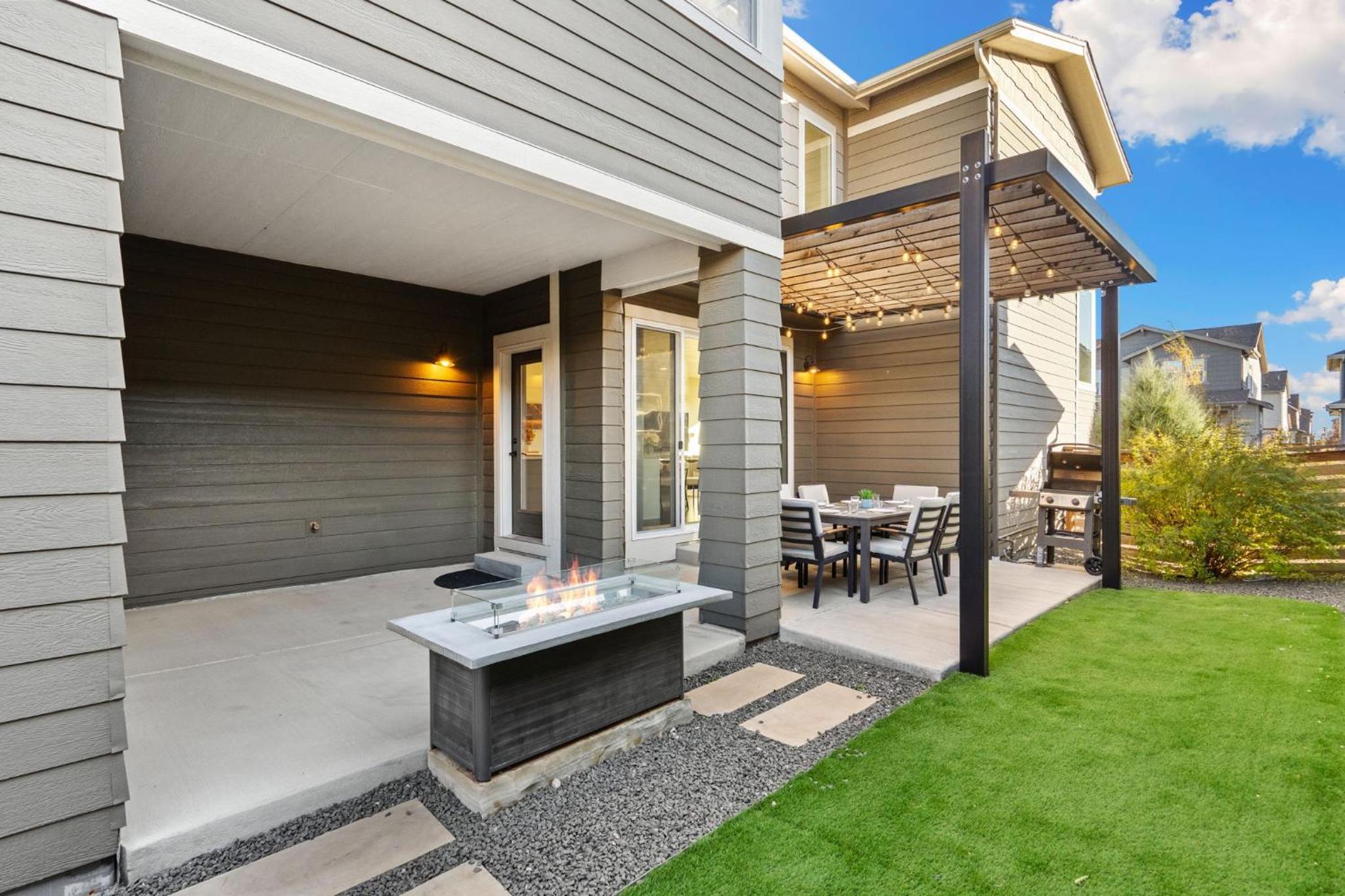 Comet Haus Modern 3BR with Office and King Beds