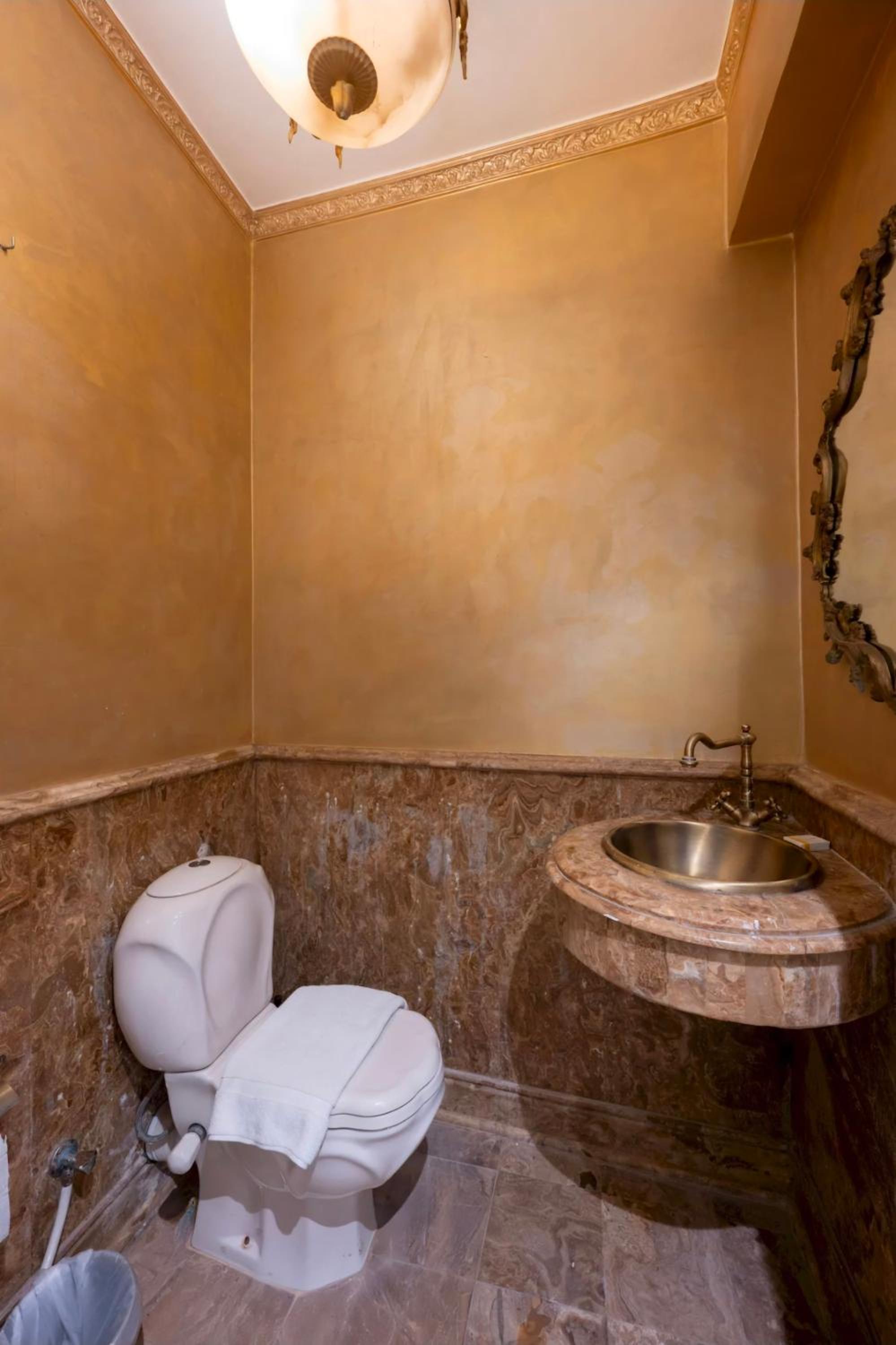 Luxury Nile View Stays in Zamalek