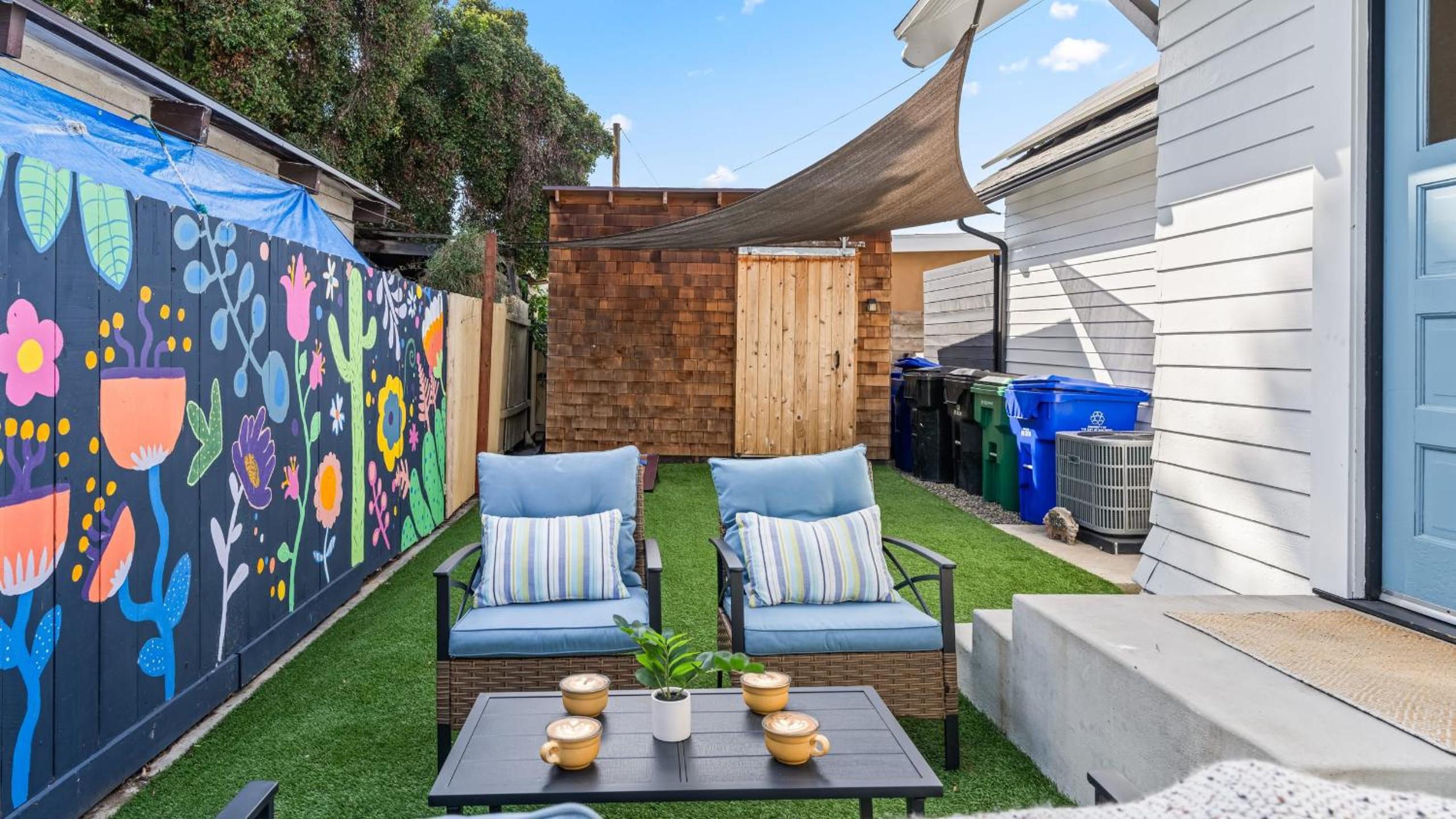 Classic San Diego Home w Outdoor Lounge Vintage Charm Casa Craftsman by Avantstay