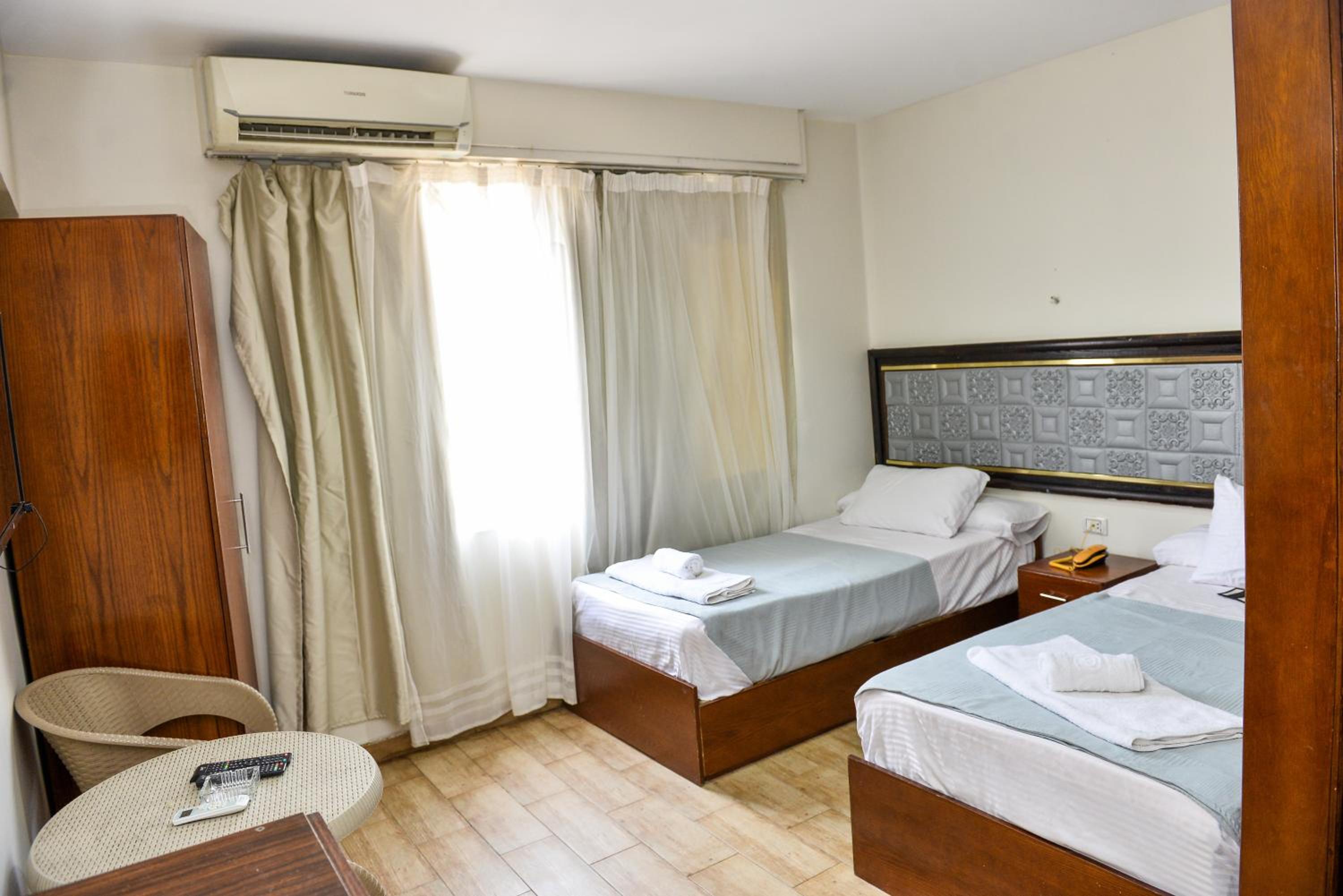 Lorenda hotel