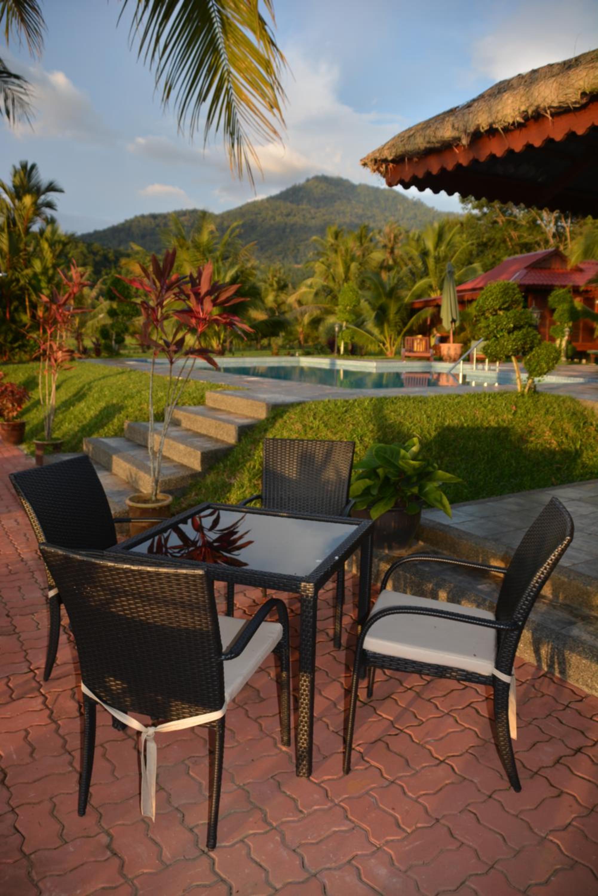 Sunset Valley Holiday Houses