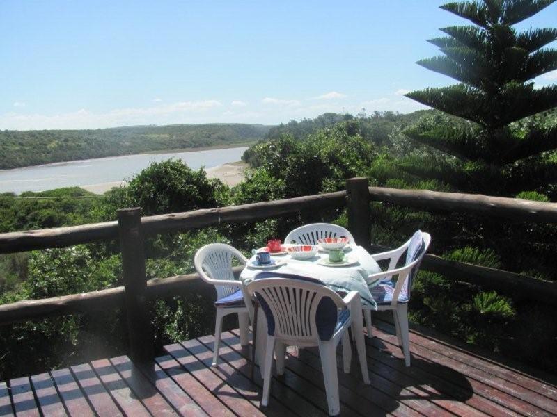 Mgwalana River Lodge view 2