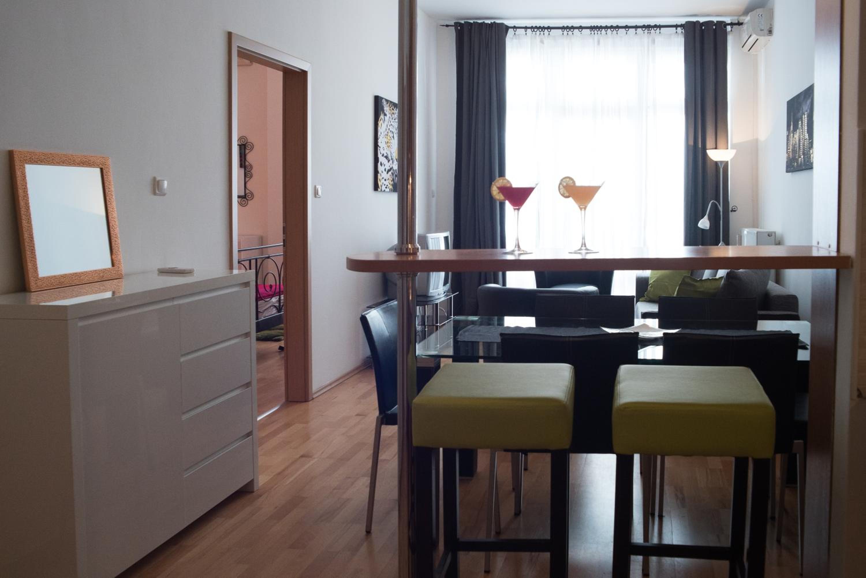 Apartment with Big Terrace