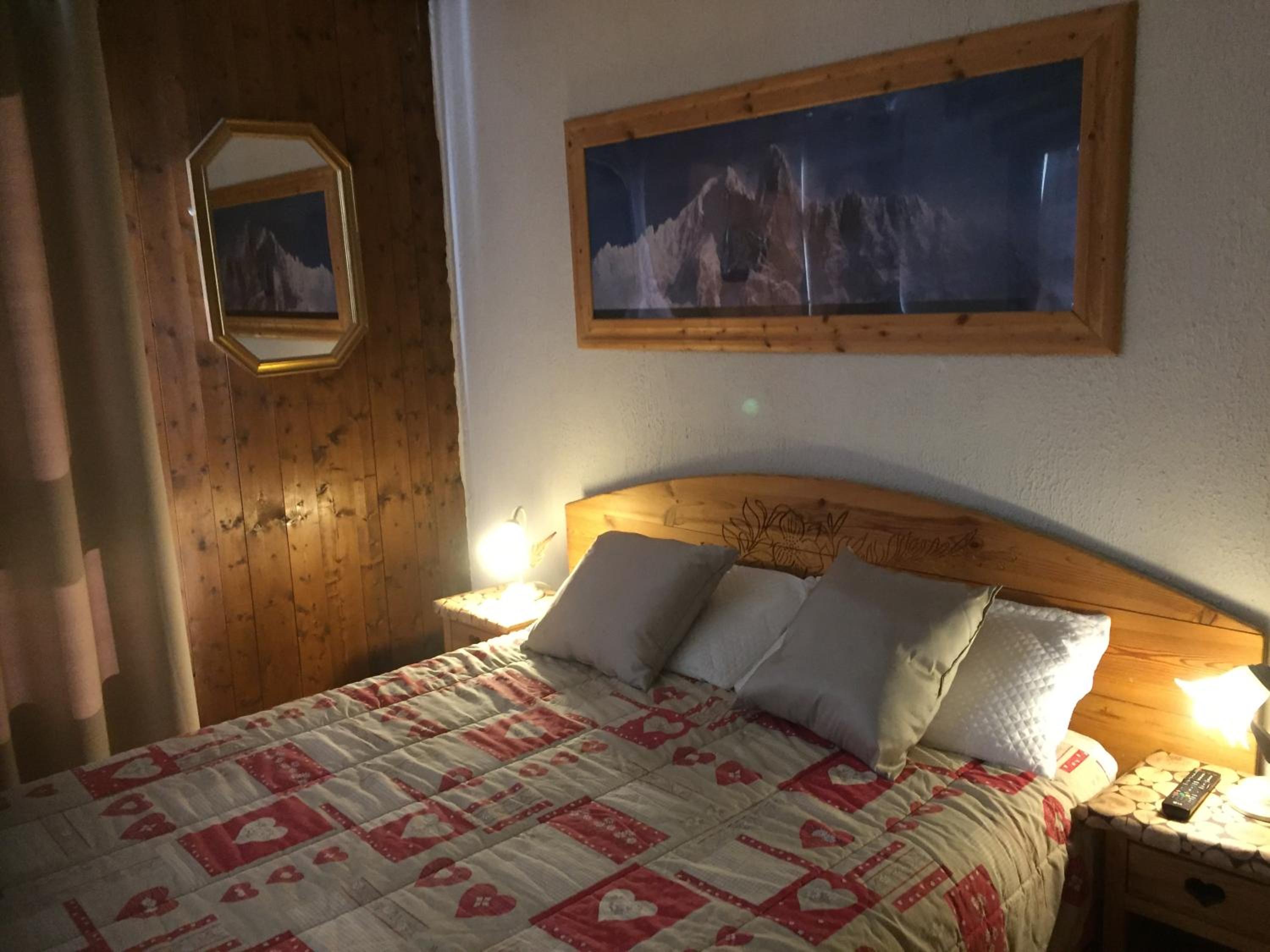 Chamonix Central Panoramic Apartment & Private Sauna