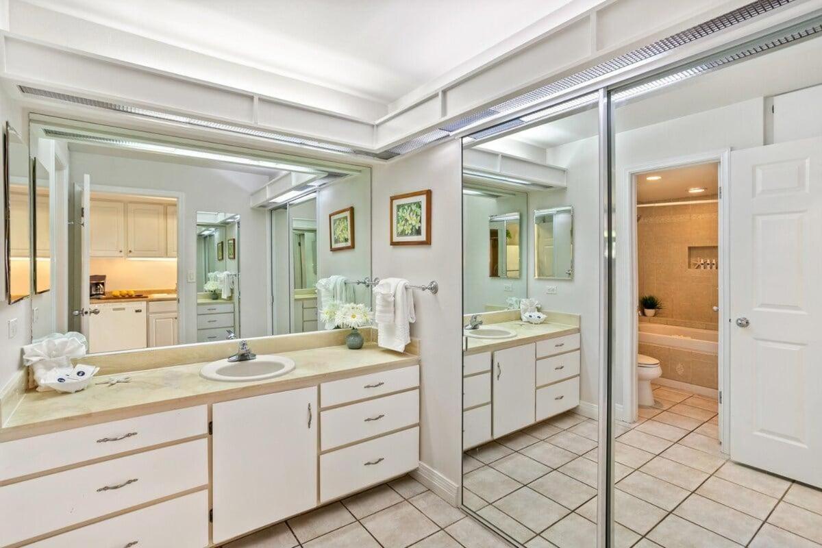 Eldorado K215 · EL K215 Studio w Panoramic Ocean Views Pool AC