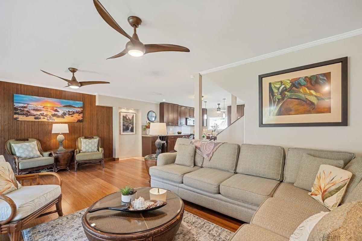 Puamana 153-4 · PU 153-4 Spacious Puamana Unit & Walk To The Bea