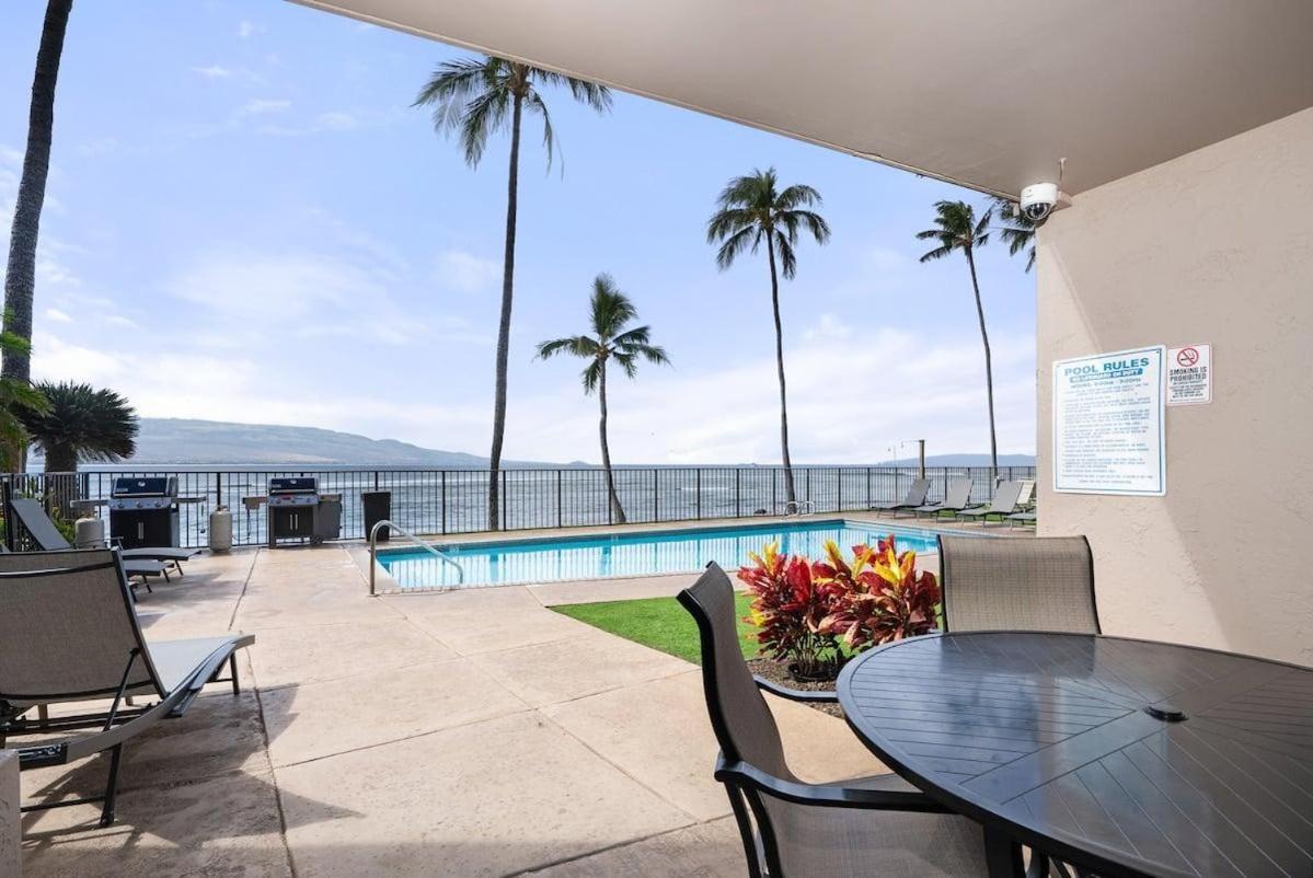 Lauloa 403 · LOA 403 Fully Remodeled Direct Oceanfront 2BD