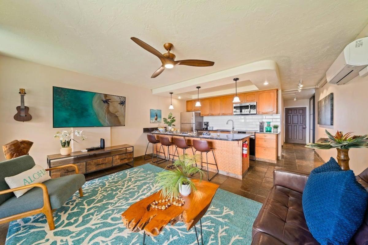 Waiohuli Beach Hale C212 · 2BD Kihei Condo Easy Beach Access