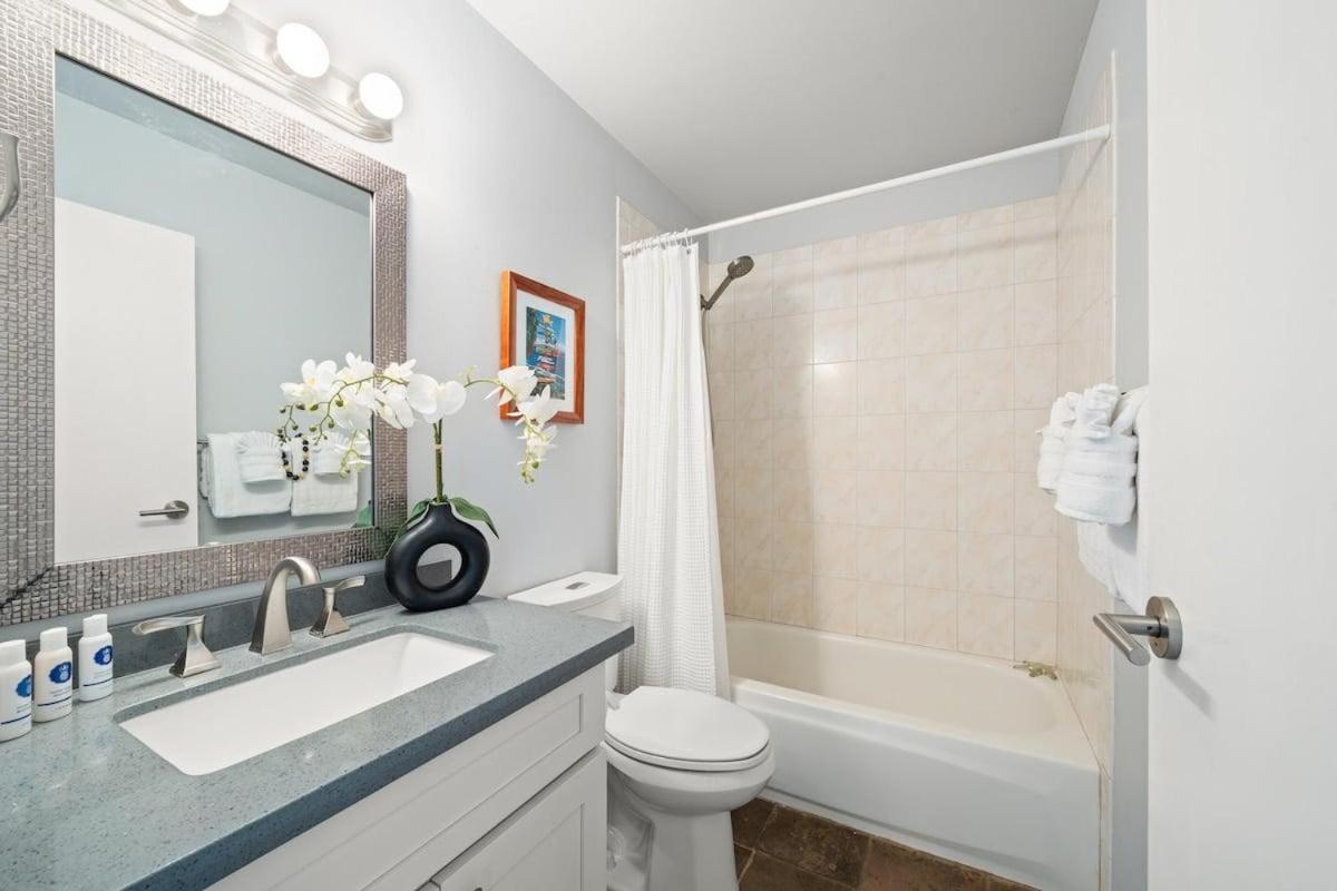 Waiohuli Beach Hale C212 · 2BD Kihei Condo Easy Beach Access