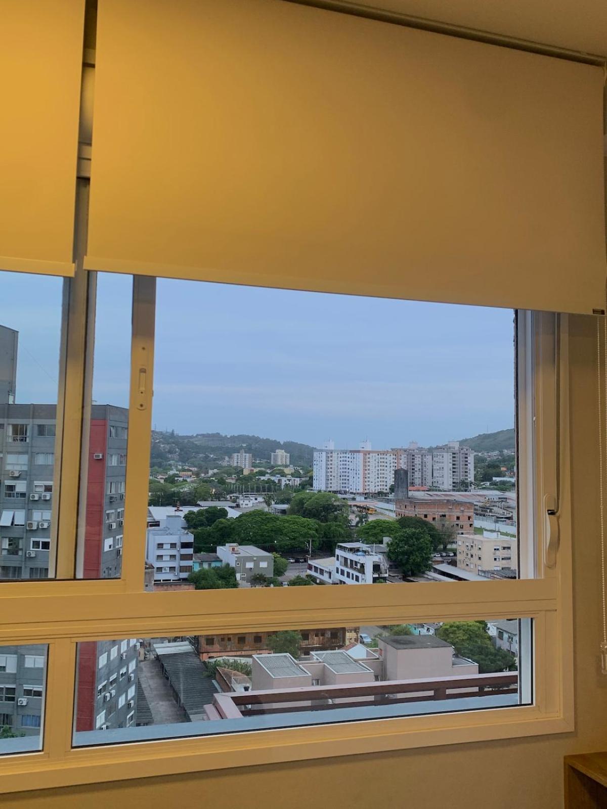 Seu apartamento a passos da PUC-RS e Hosp São Lucas com Vaga Grátis, Piscina, WI-FI