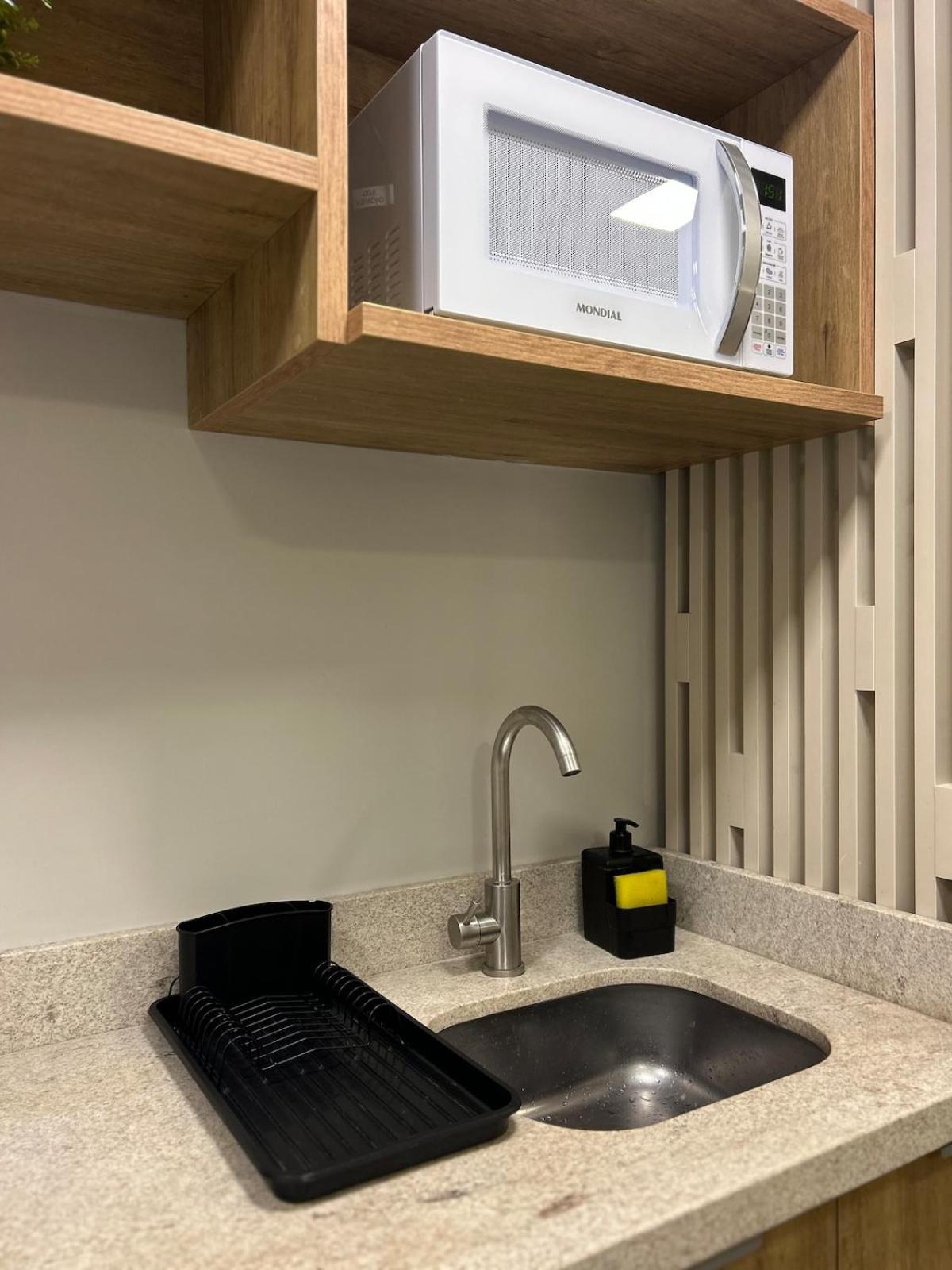 Seu apartamento a passos da PUC-RS e Hosp São Lucas com Vaga Grátis, Piscina, WI-FI