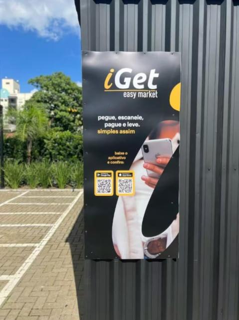 Seu apartamento a passos da PUC-RS e Hosp São Lucas com Vaga Grátis, Piscina, WI-FI