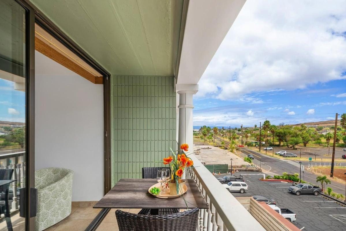 Lahaina Shores 418 · LS 418 Studio Near Beach, Pool & Relaxing H