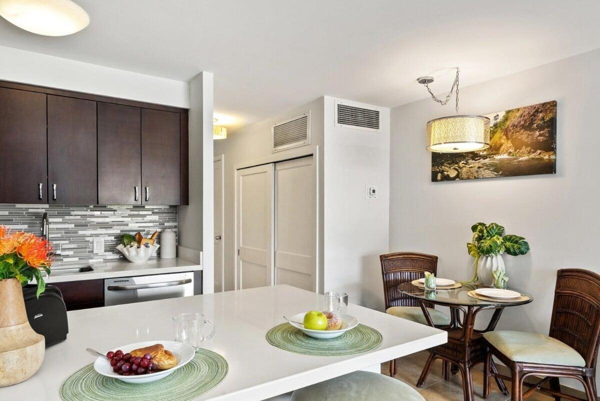 Lahaina Shores 418 · LS 418 Studio Near Beach, Pool & Relaxing H