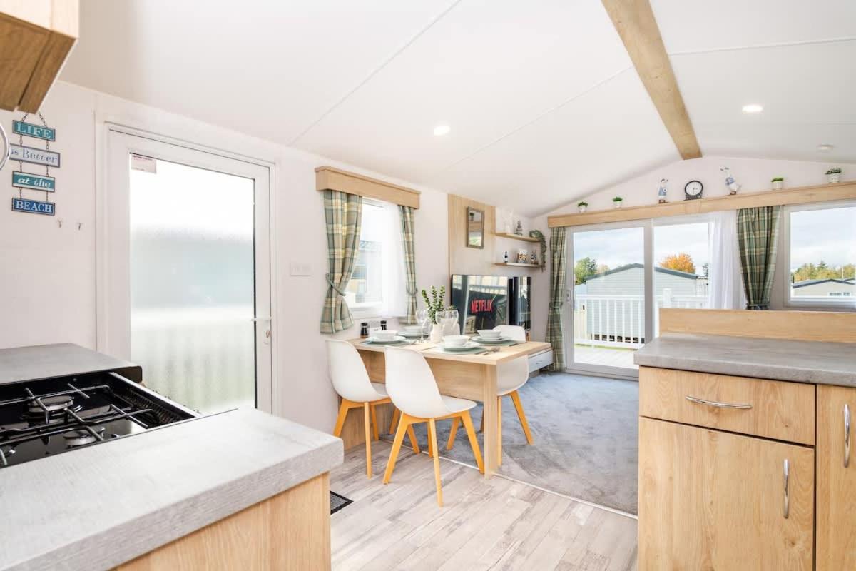 3Bed Caravan - Muirfield - by Holiday Homes