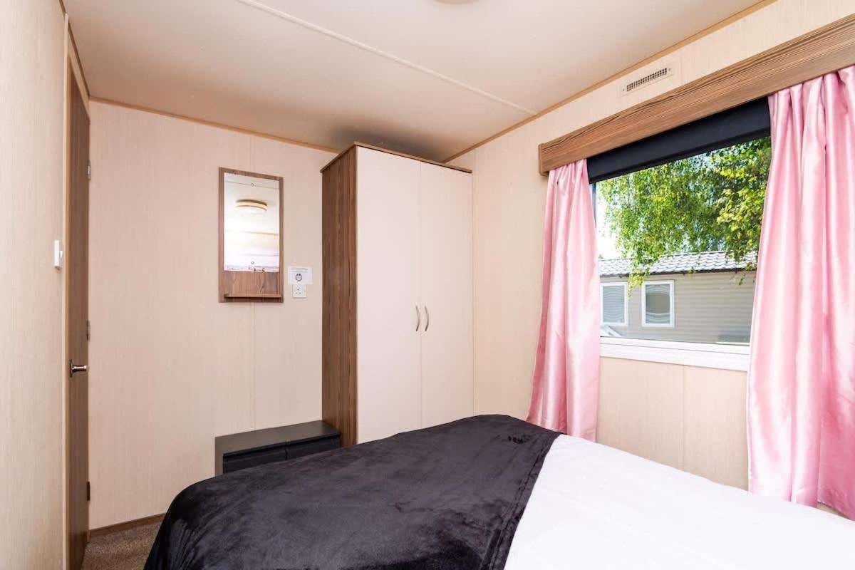 3 Bed Caravan - Seton Sands