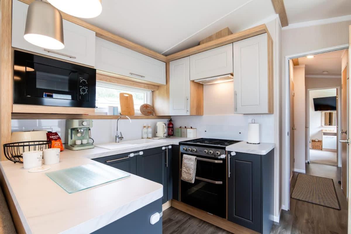 3 Bedroom Luxury Caravan