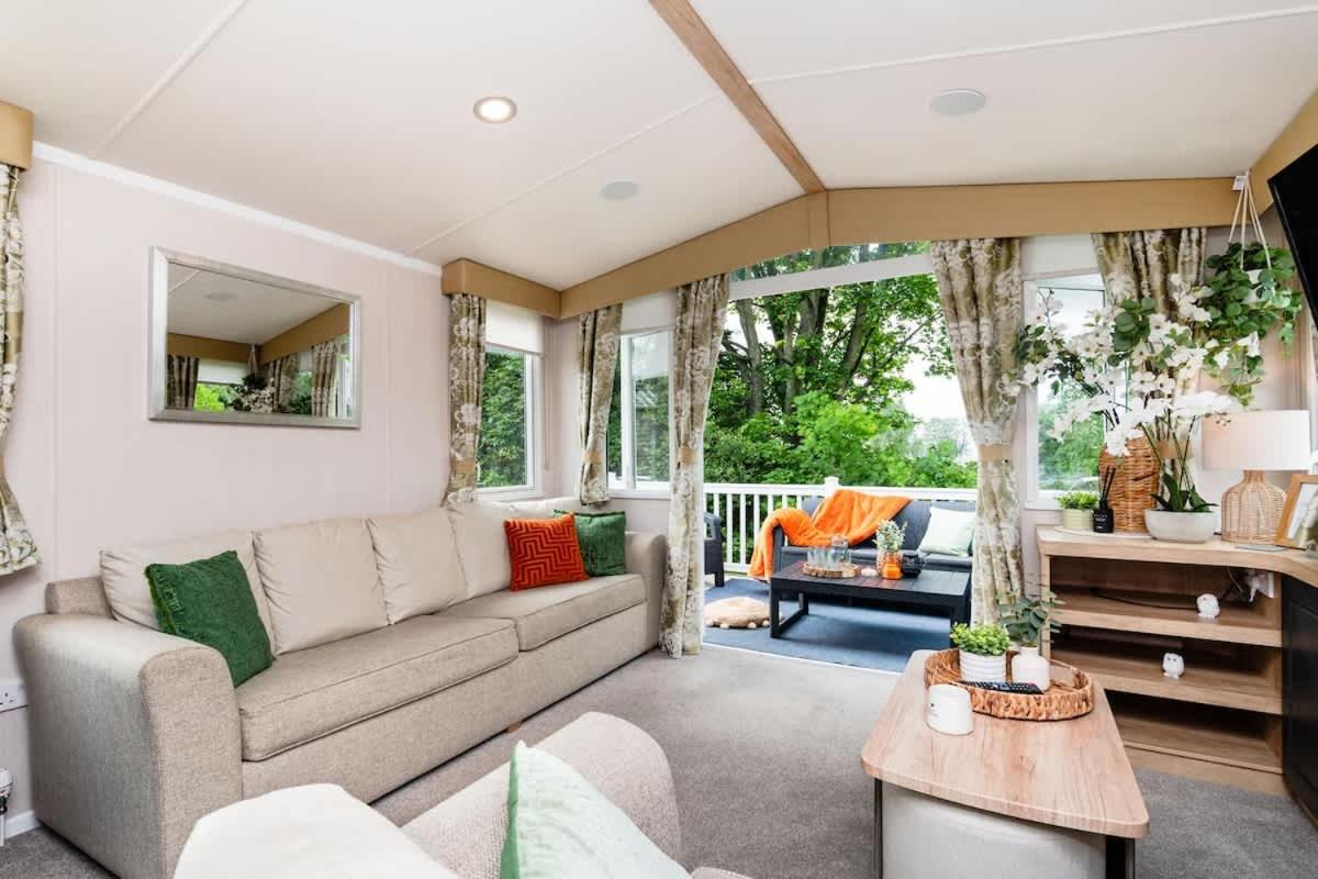 3 Bedroom Luxury Caravan
