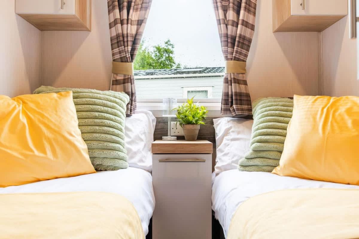 3 Bedroom Luxury Caravan