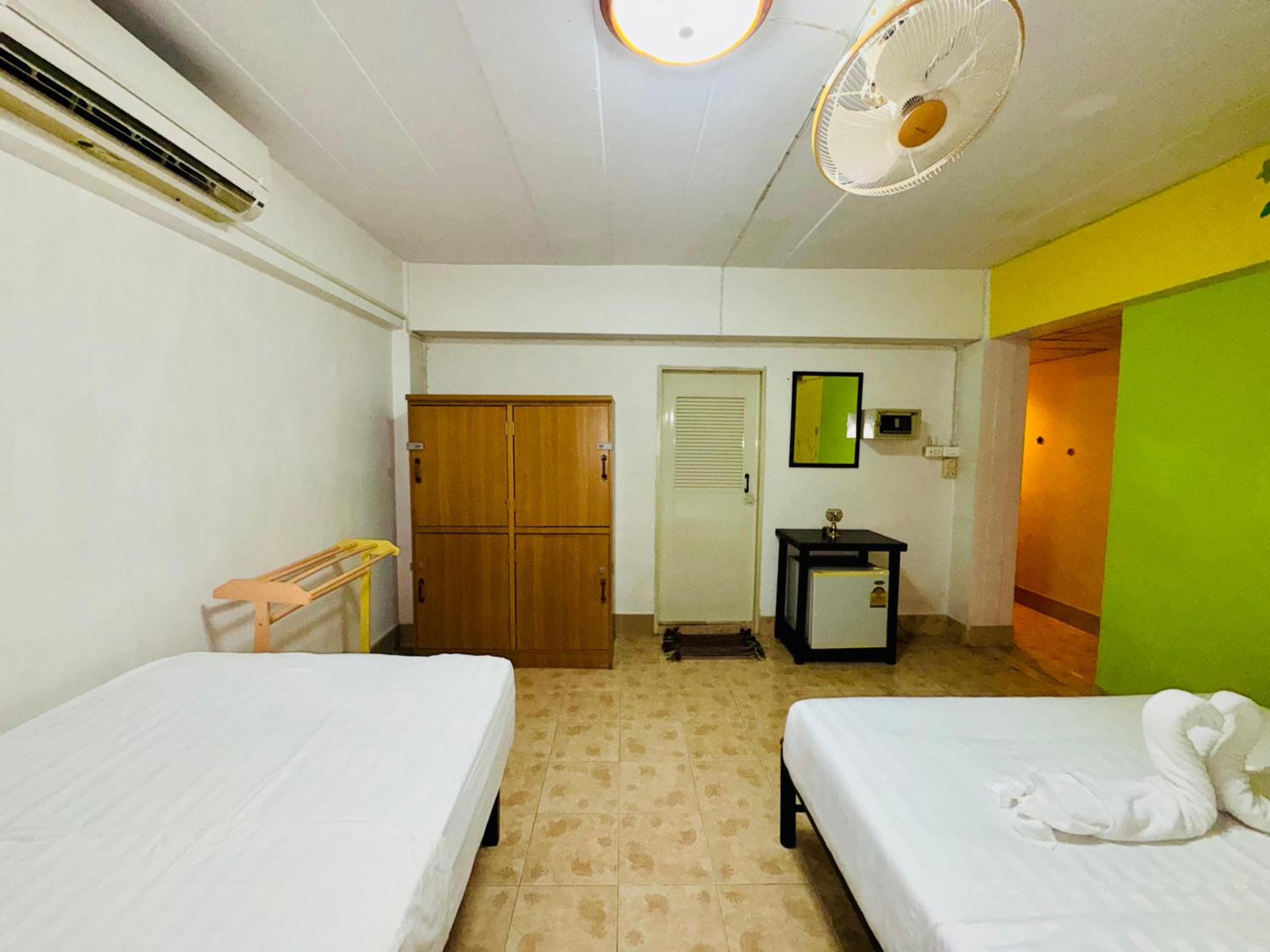 Happy Inn Patong