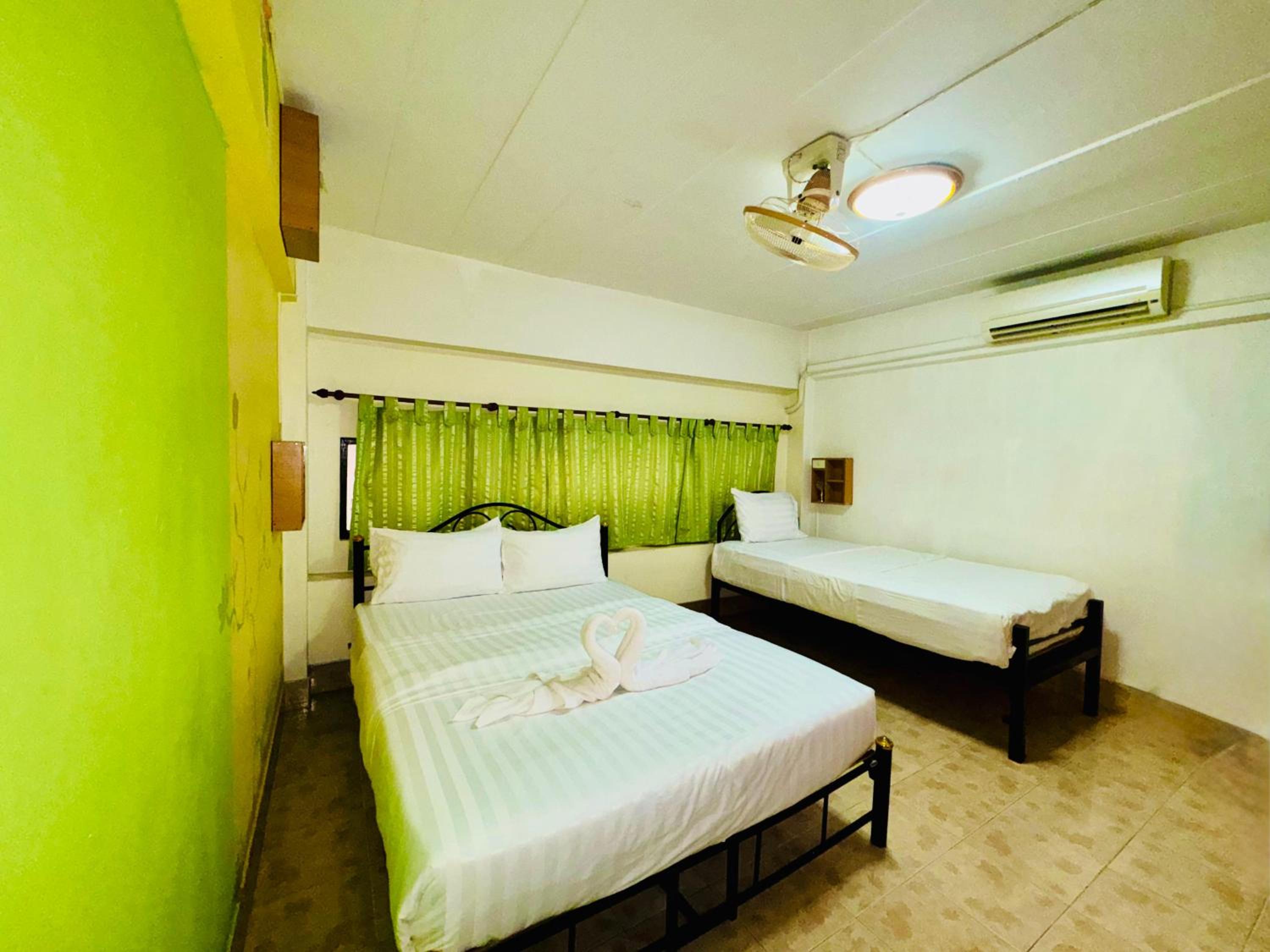 Happy Inn Patong
