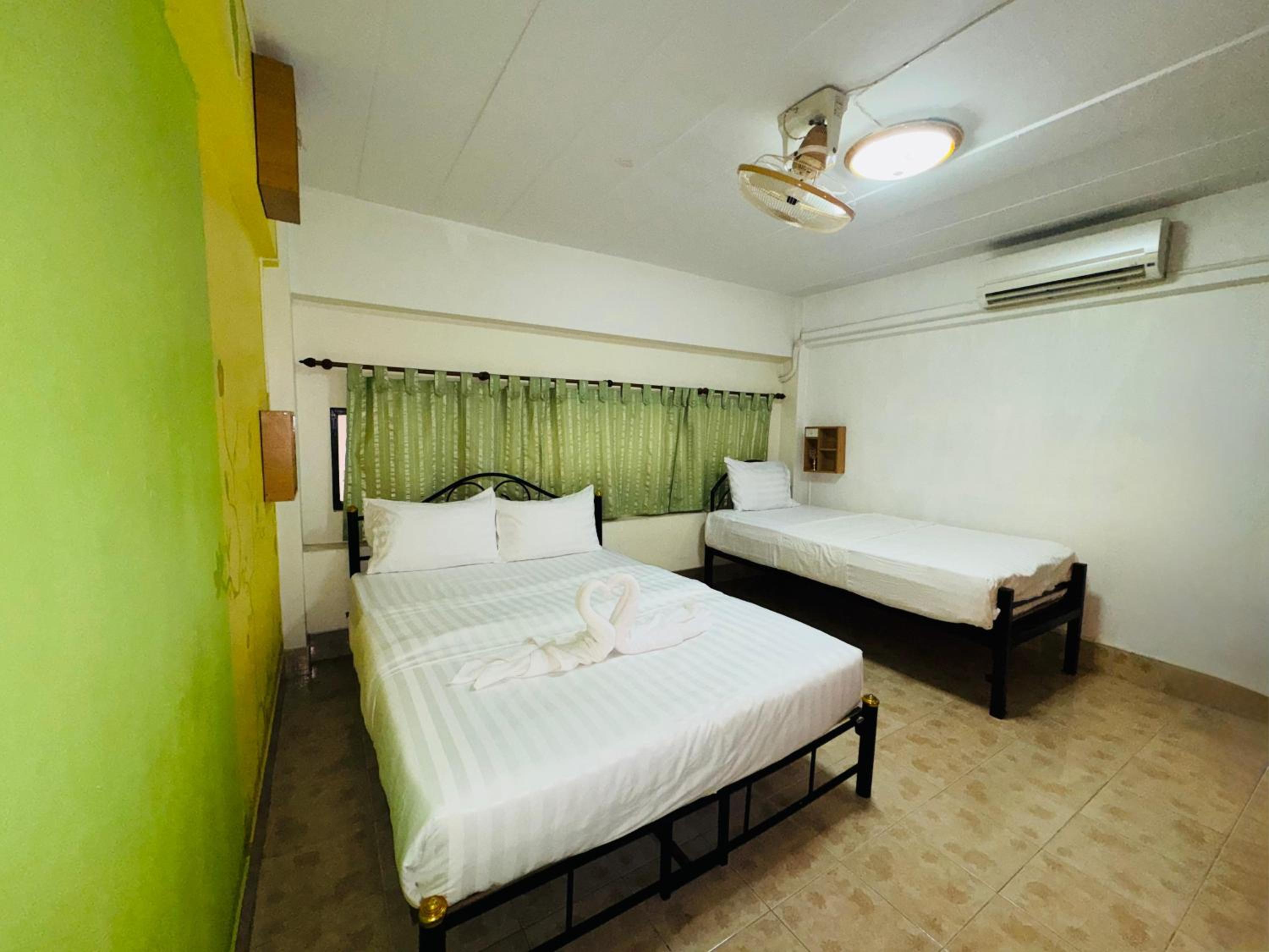 Happy Inn Patong