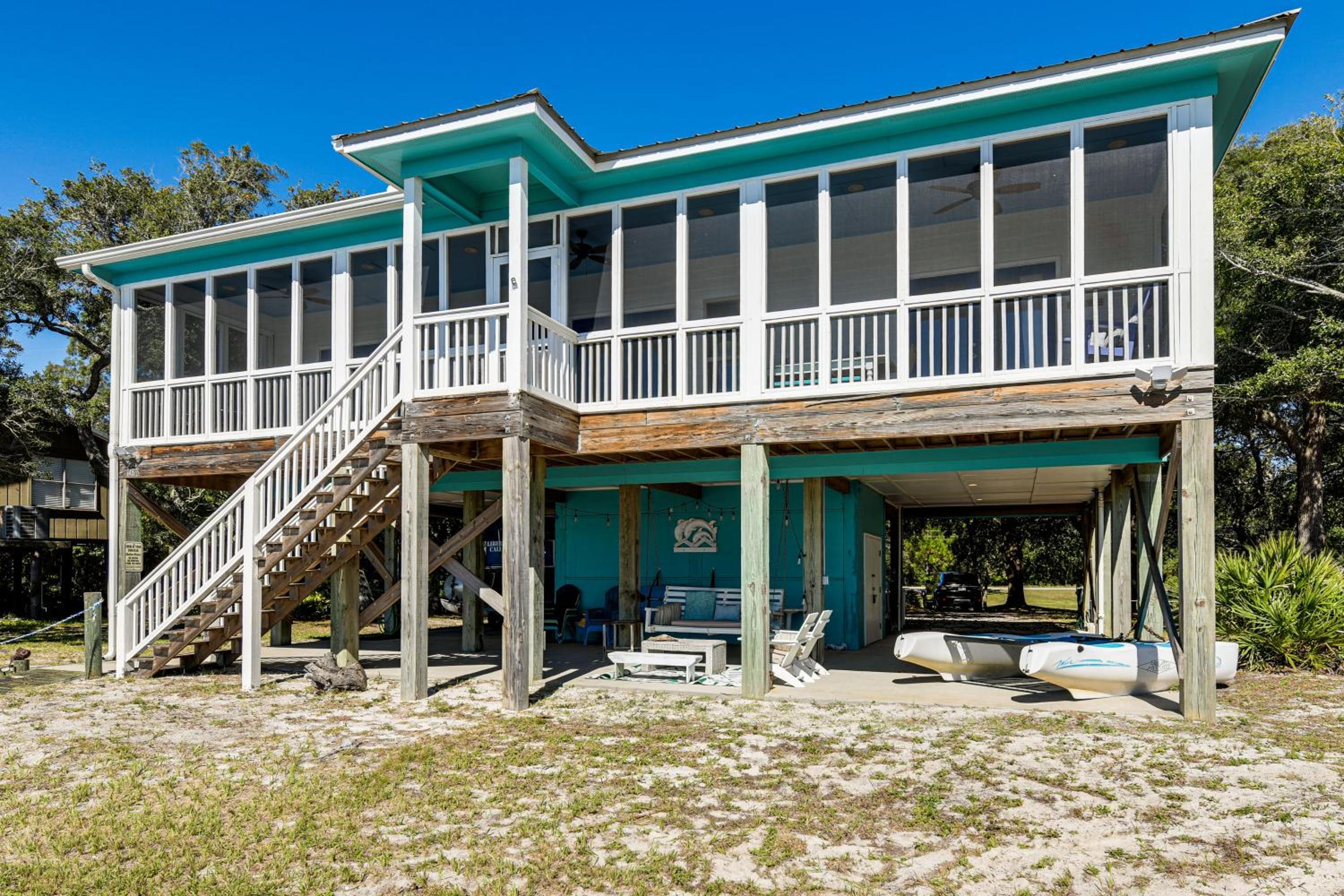 Gulf Shores Gem with Beachfront Patio and Sunset Pier!
