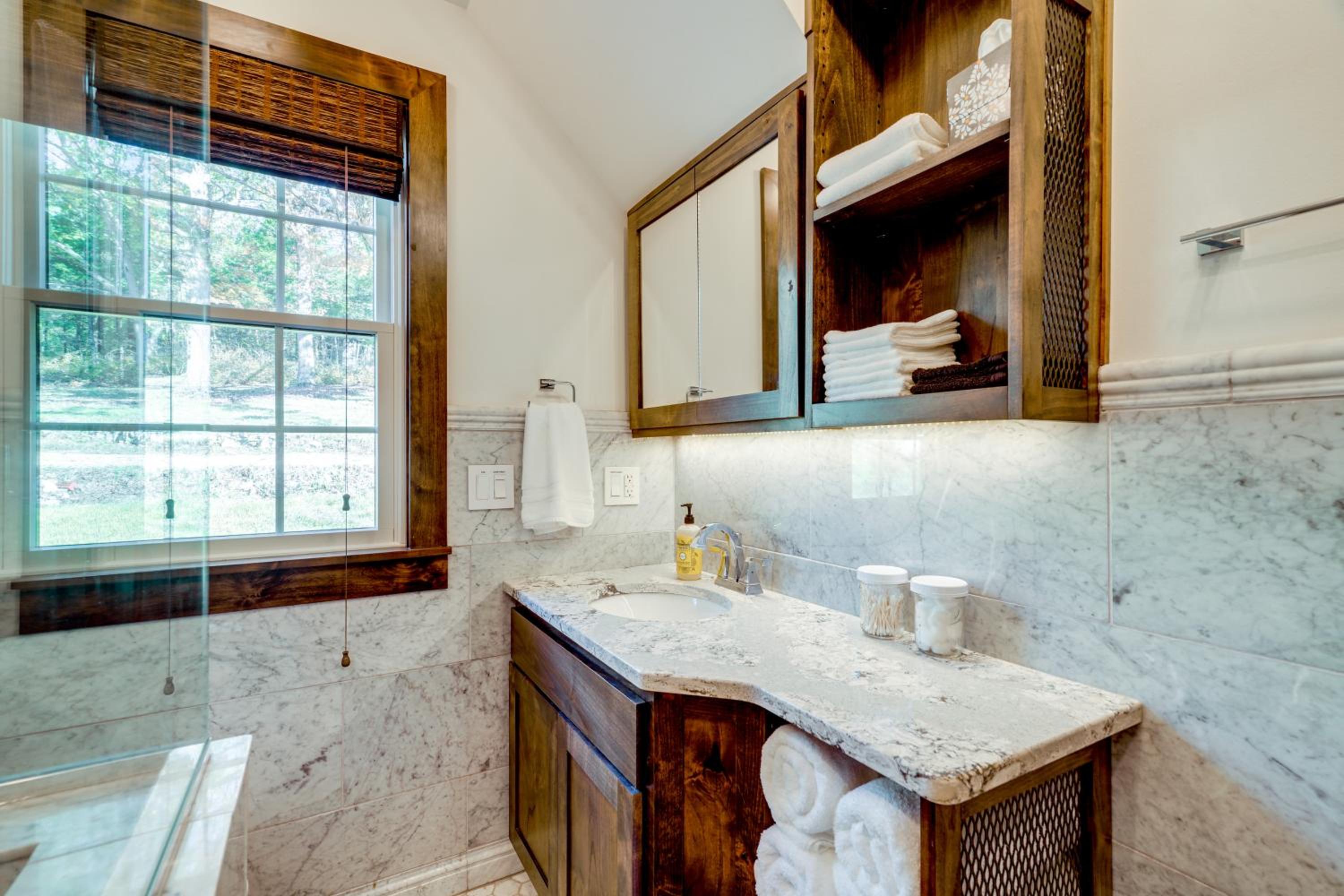 Old Stone Cottage Retreat in the Heart of Missouri