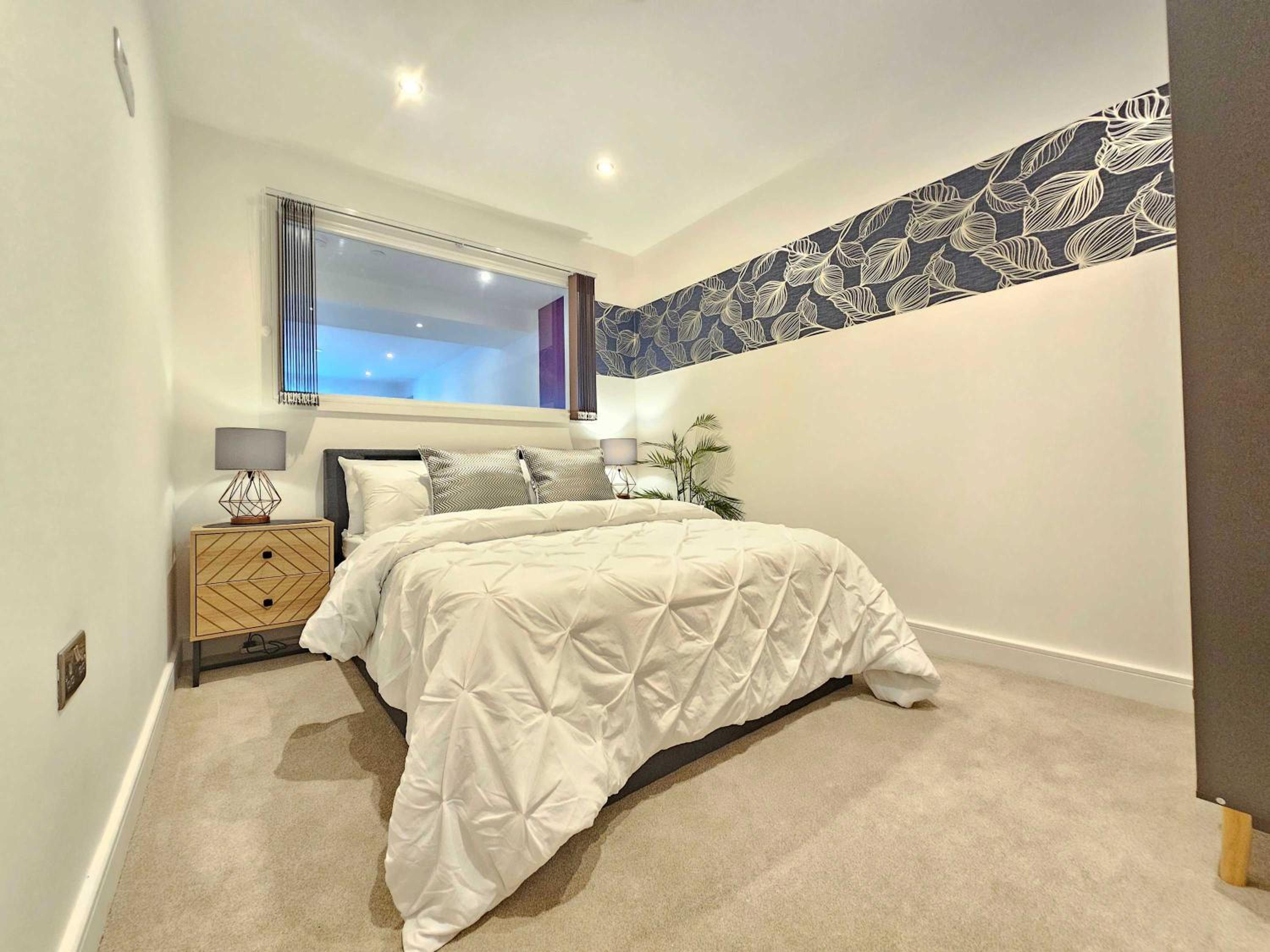 Modern Apartment City Center Leeds with Terrace