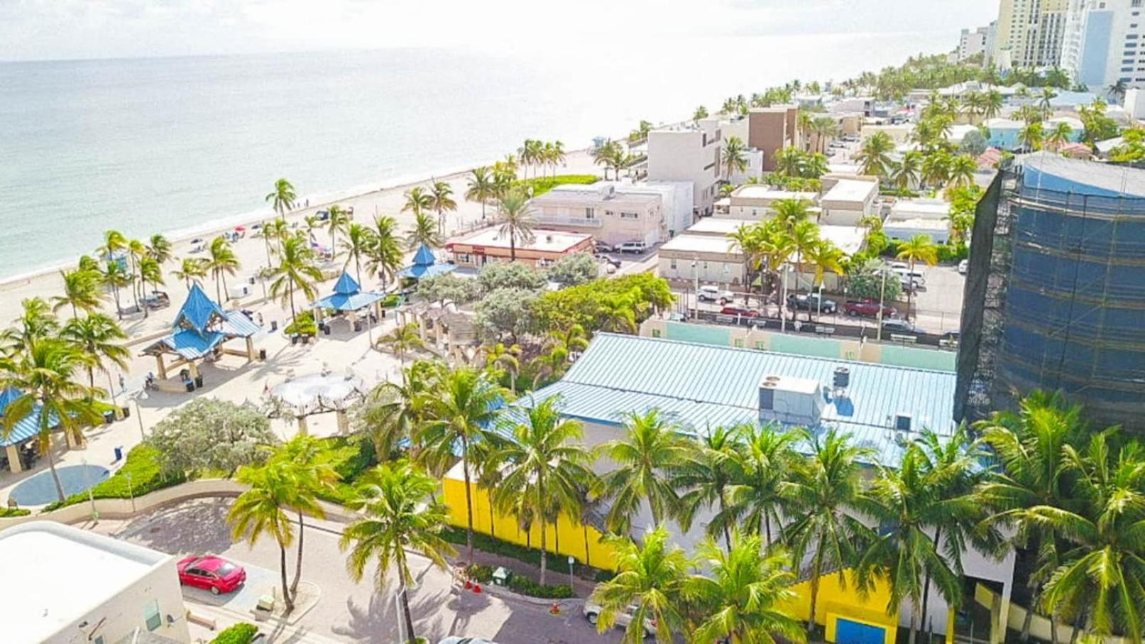 Exclusive studio steps to the beach with pool