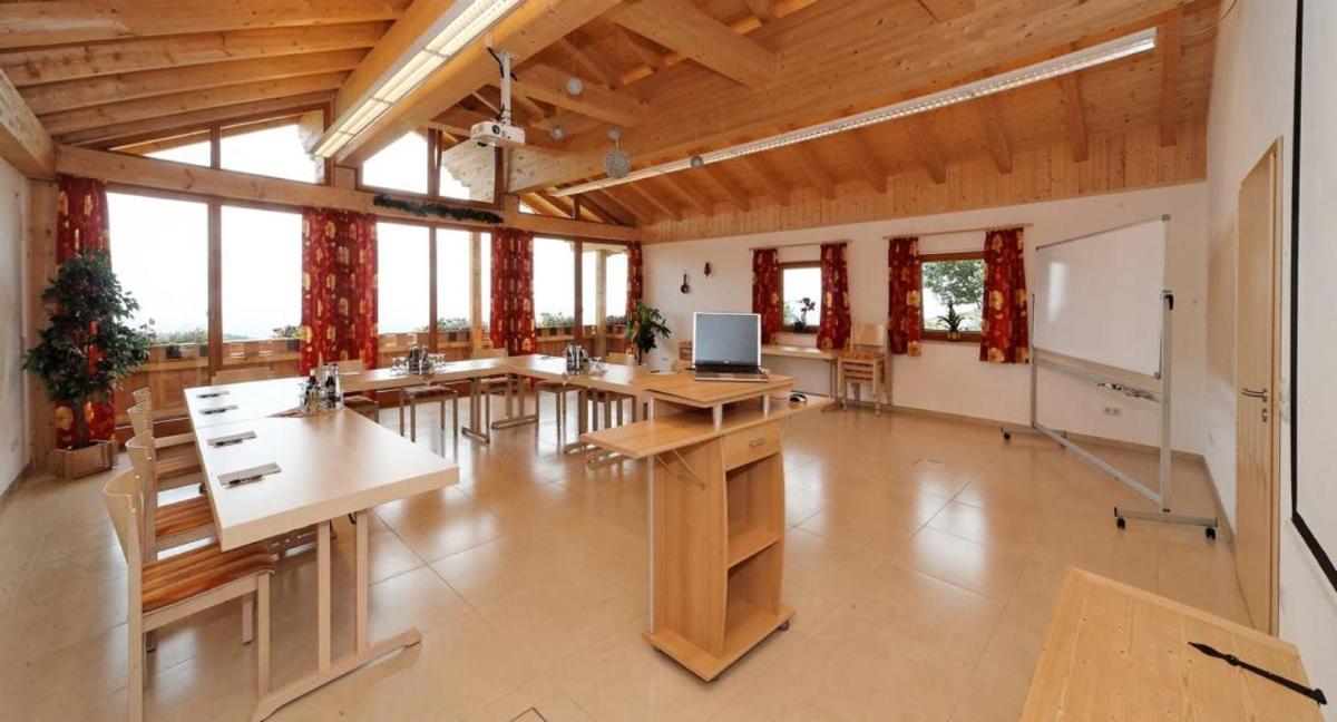 Berggasthof-Pension Seminar- und Tagungshaus Menauer