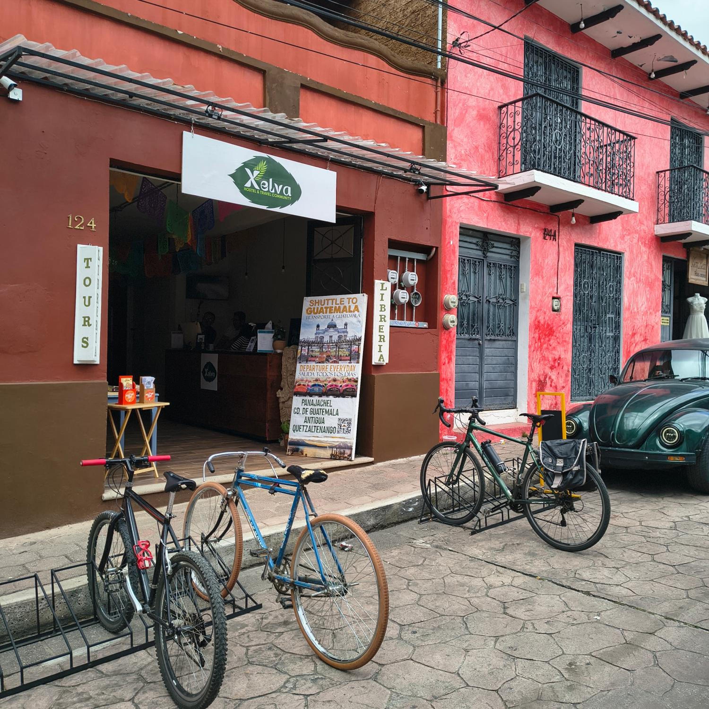 Xelva Hostel & Travel community