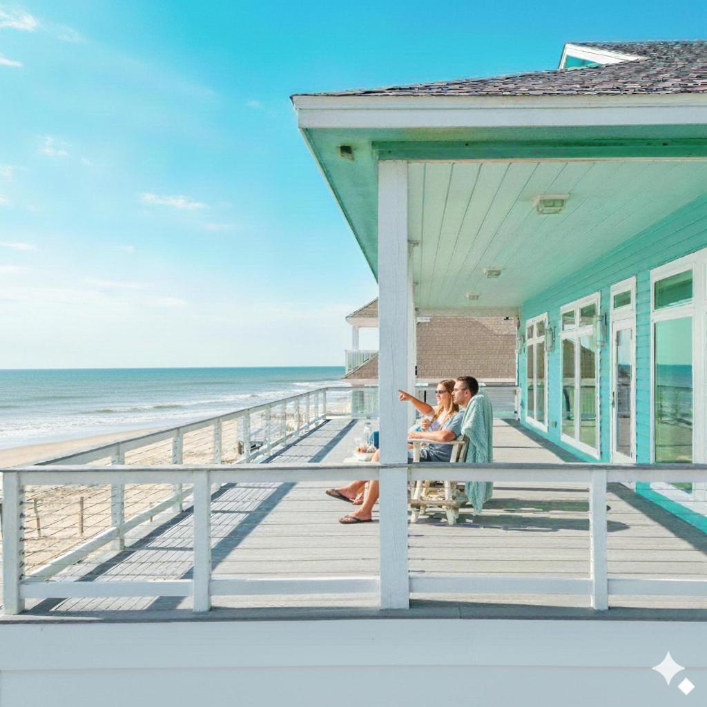 Beachfront Panoramic Gulf Views Close to Seawall