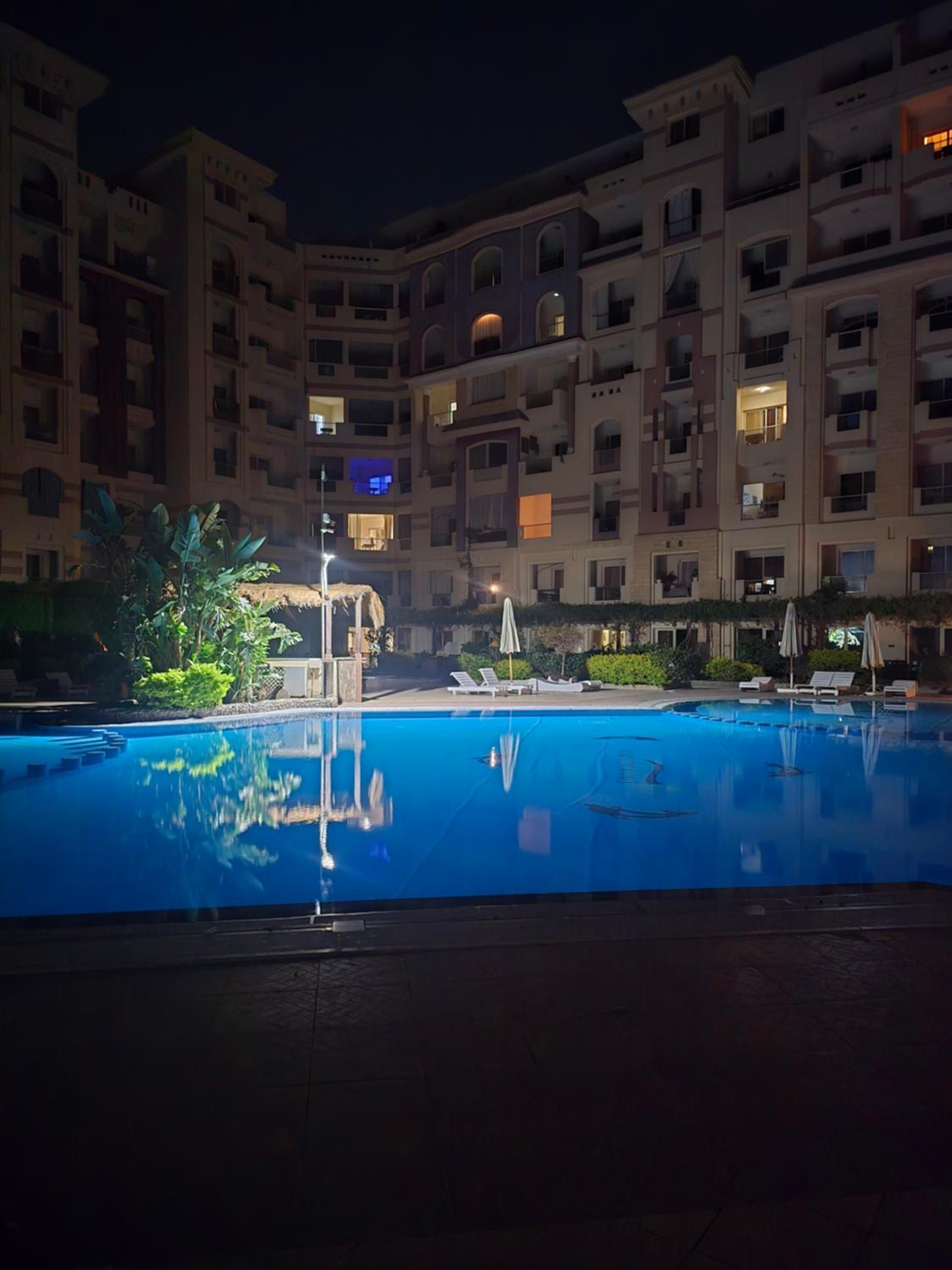 Florenza Khamsin Sea front