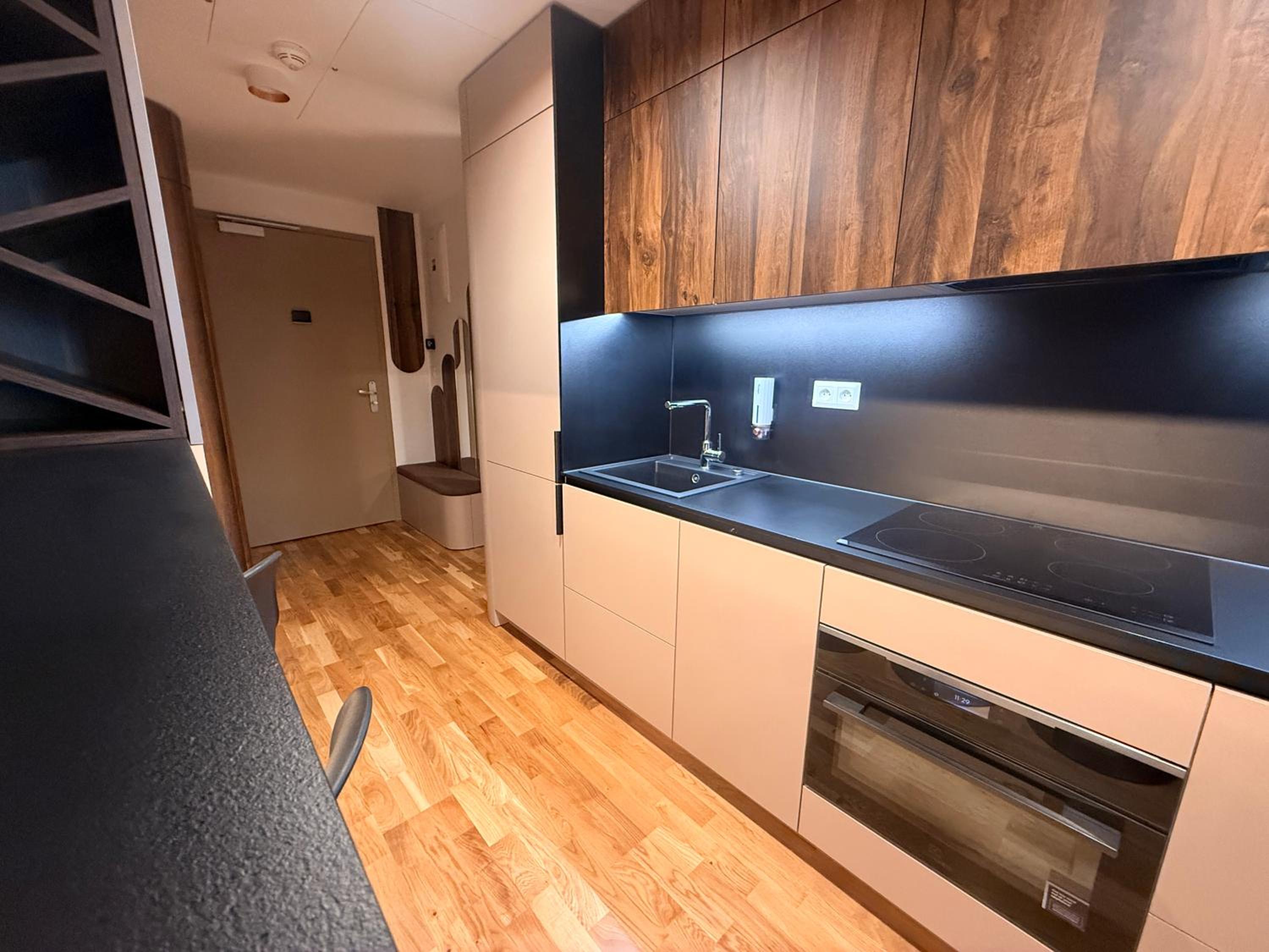 Devana Premium Apartments by CHORS