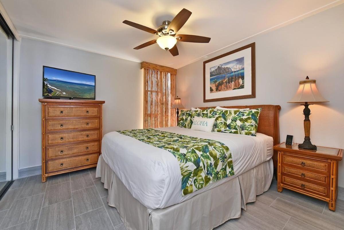 Maui Kai 601 · MK 601 Remodeled Oceanfront Condo w AC Pool