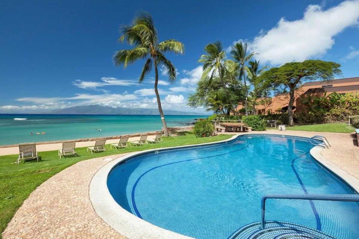 Hoyochi Nikko 105 · HN 105 OceanFront 1BD w Lanai AC Steps from