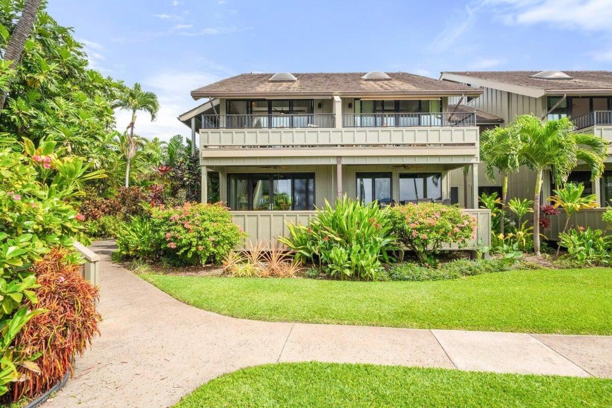 Kahana Village 17 · KHV 17 Spacious 2BD Condo w Oceanviews and S